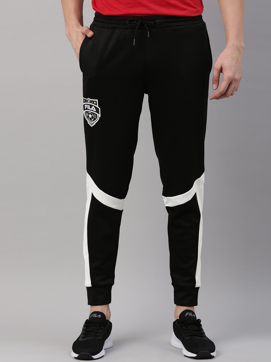 

FILA Men Black & White Solid Cotton Joggers