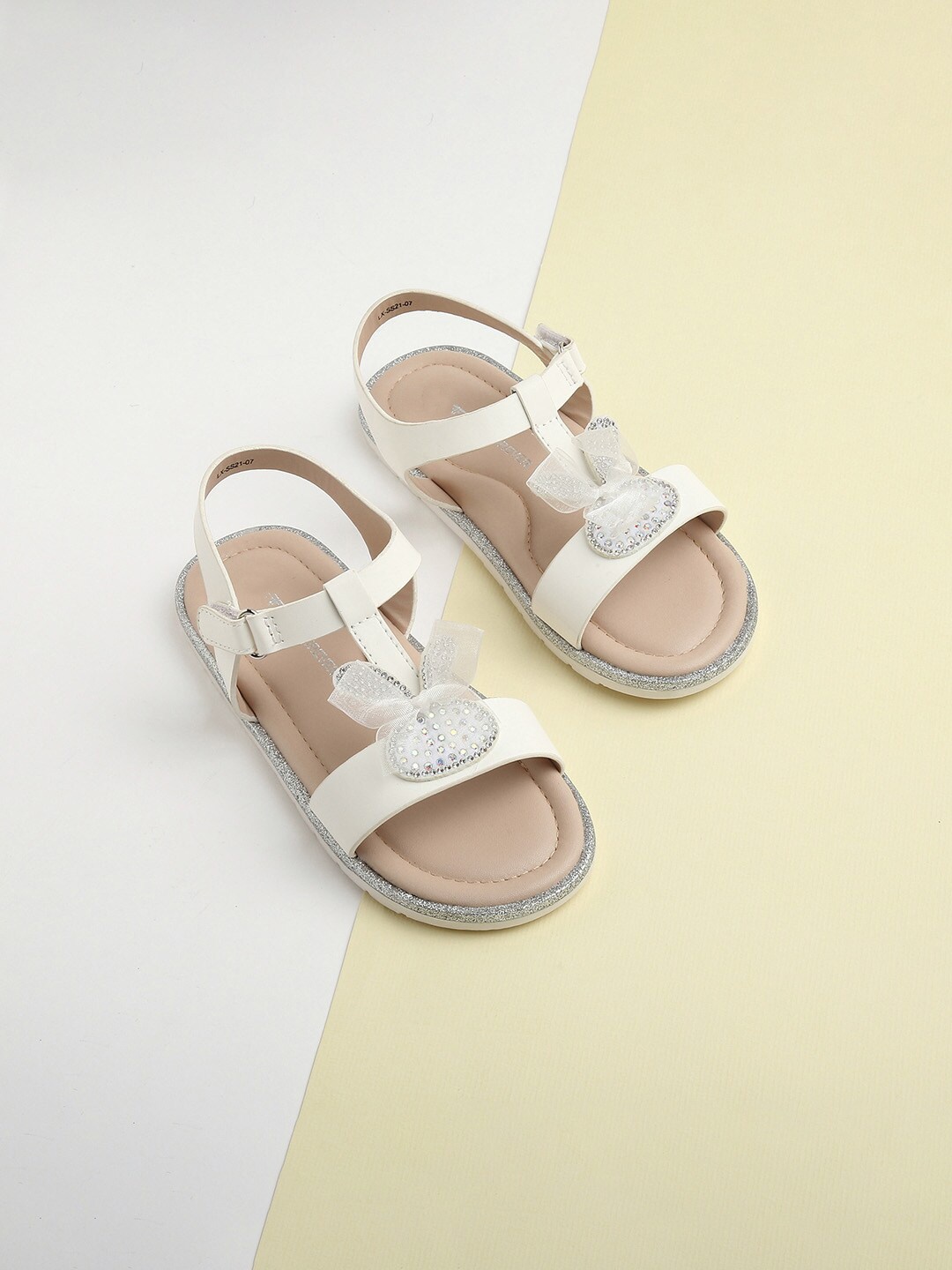 

Fame Forever by Lifestyle Girls White T-Strap Flats