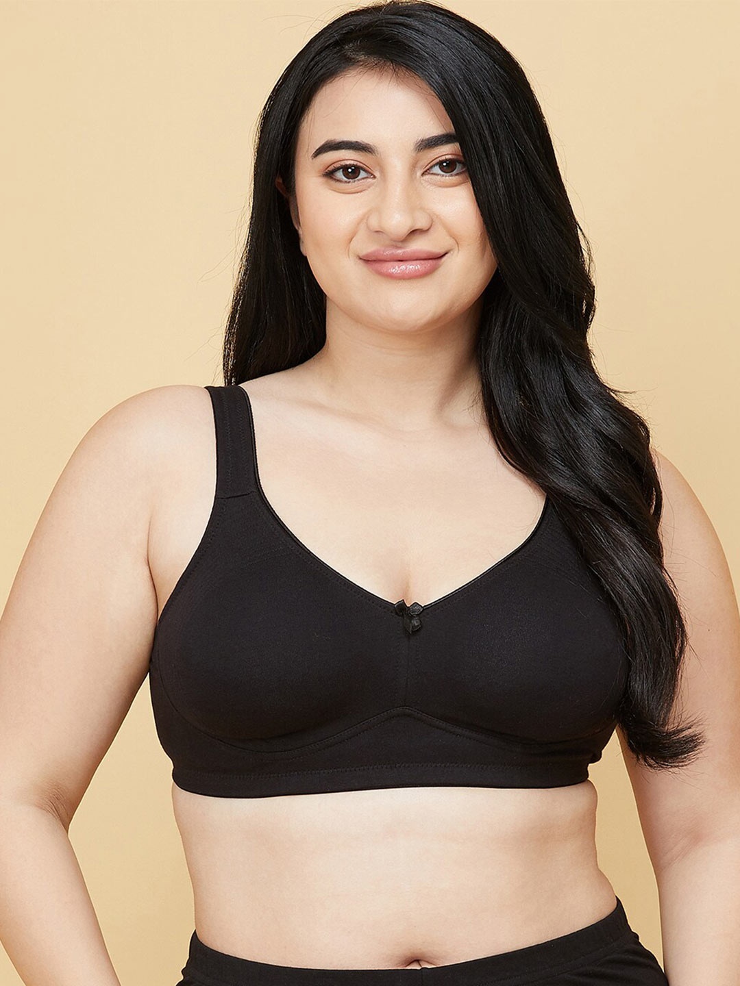 

max Women Plus Size Black Bra Lightly Padded