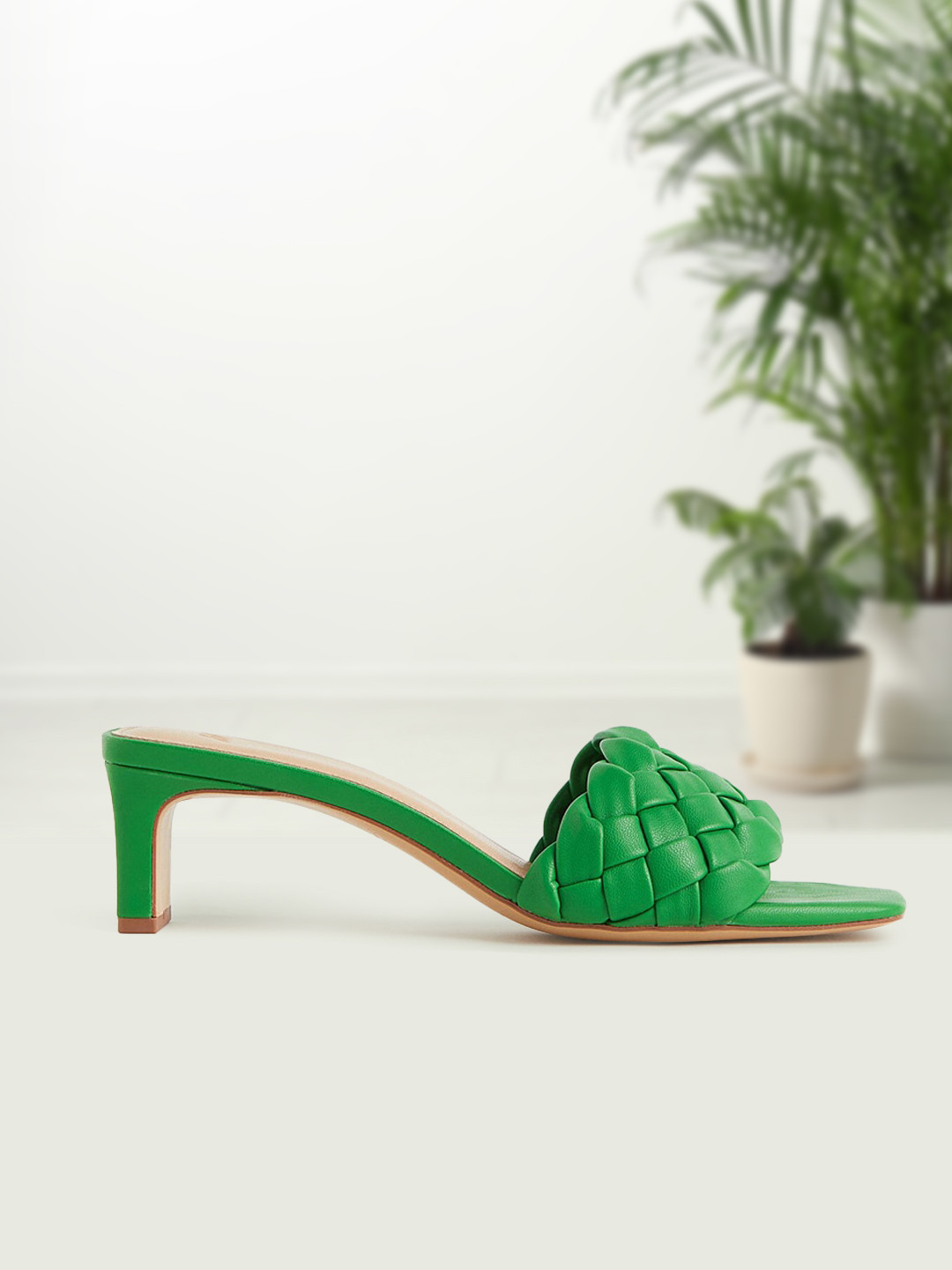 

H&M Green Woven Design Mules