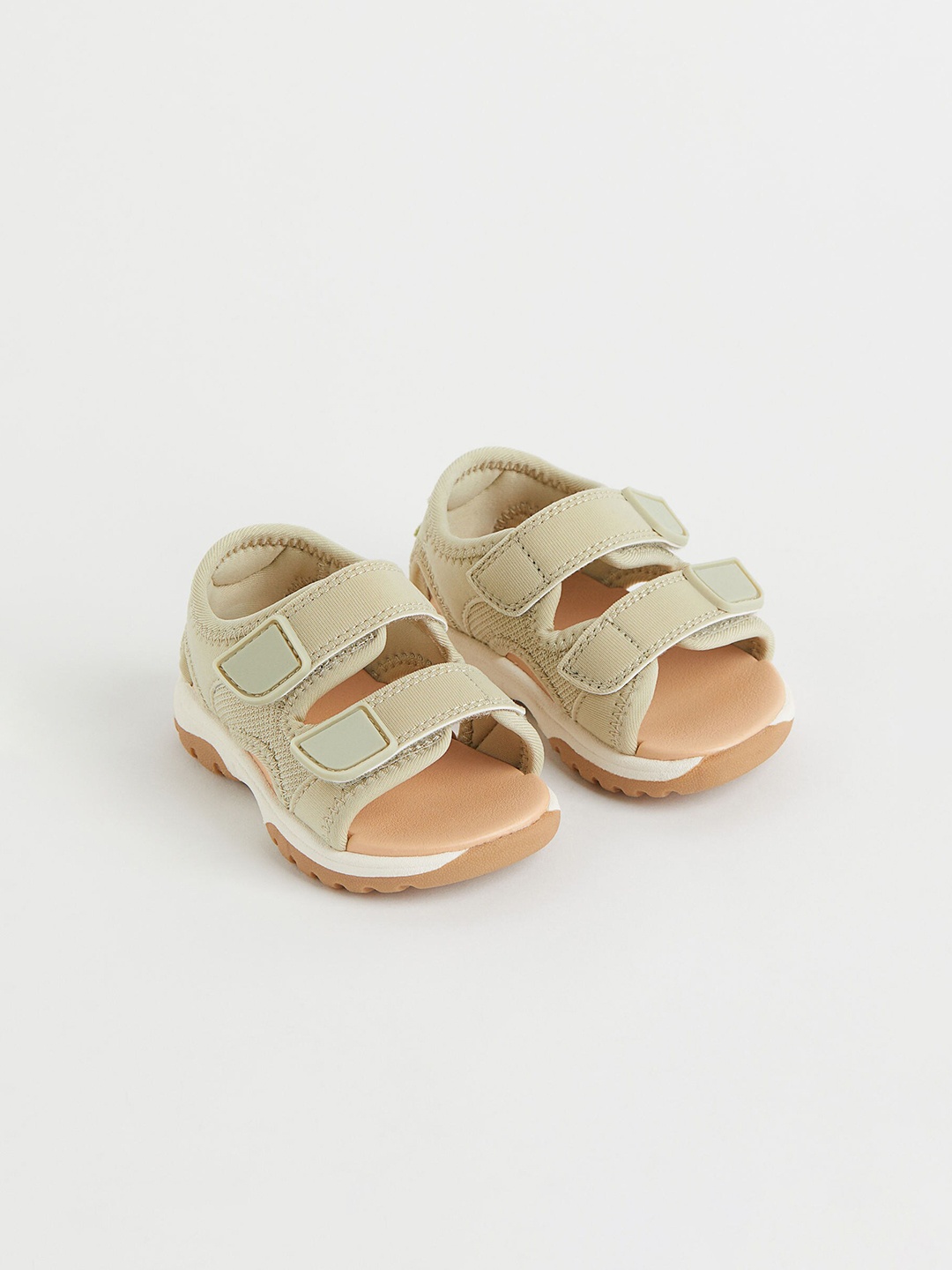 

H&M Girls Green Open Toe Flats