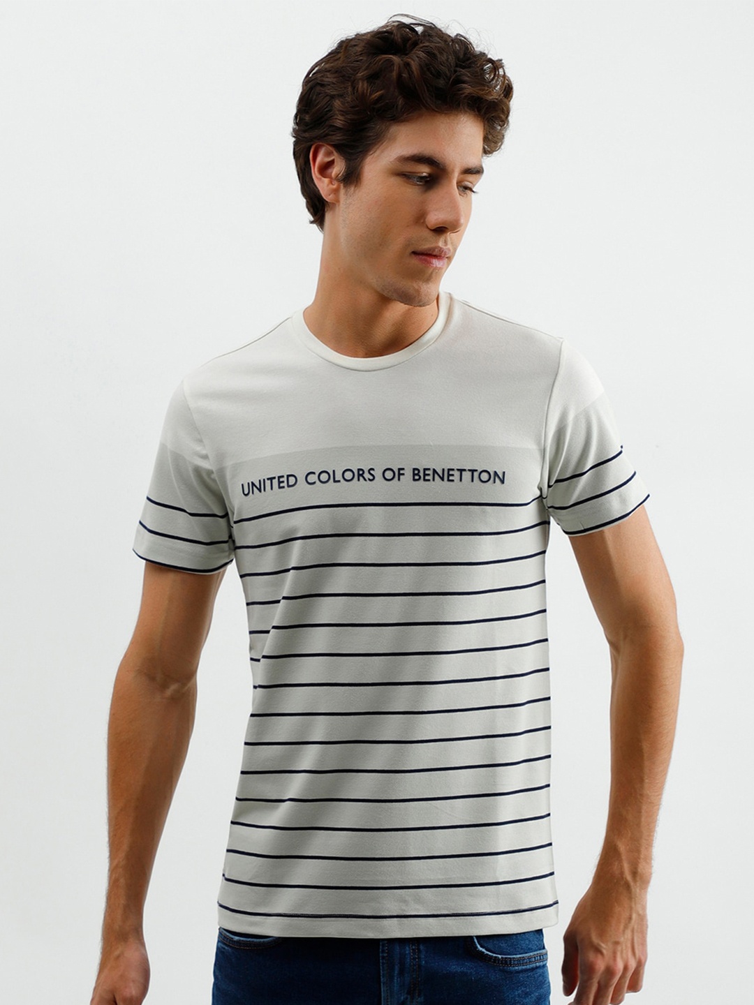 

United Colors of Benetton Men Grey & Black Striped T-shirt