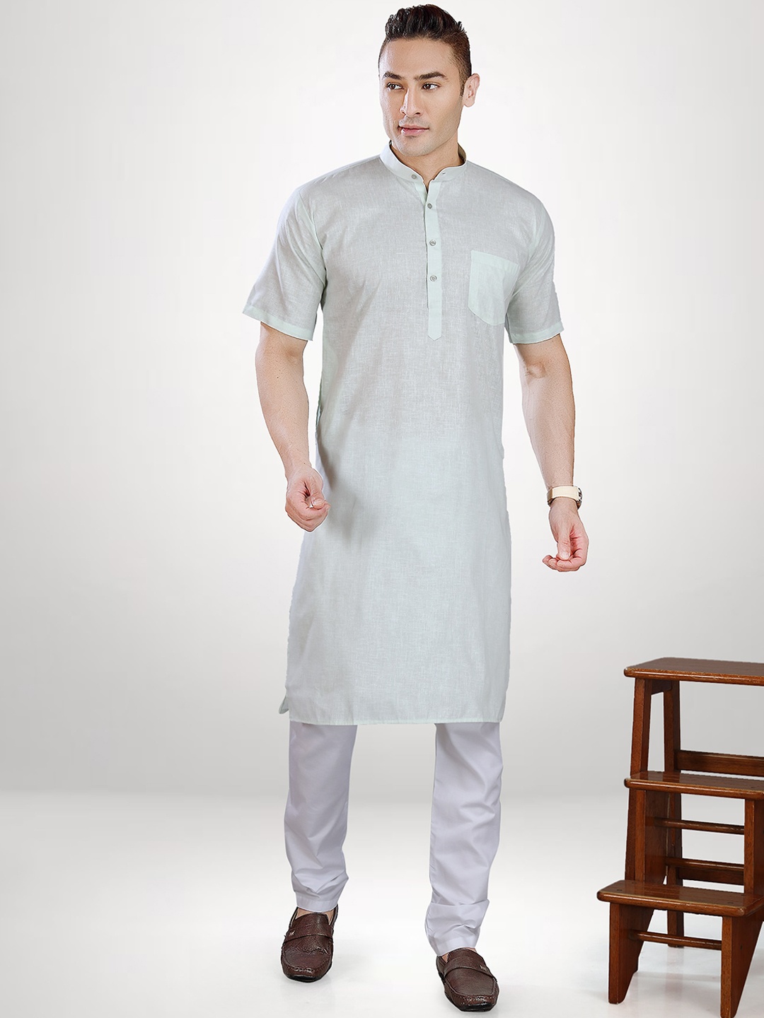 

RG DESIGNERS Men Green Kurta with Trousers