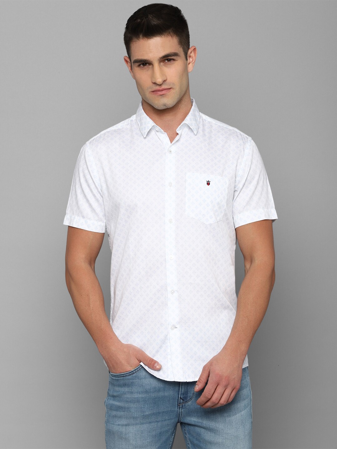

Louis Philippe Sport Men White Slim Fit Printed Casual Shirt