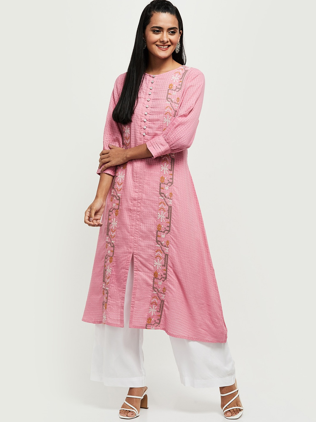 

max Women Pink Geometric Embroidered Thread Work Kurta