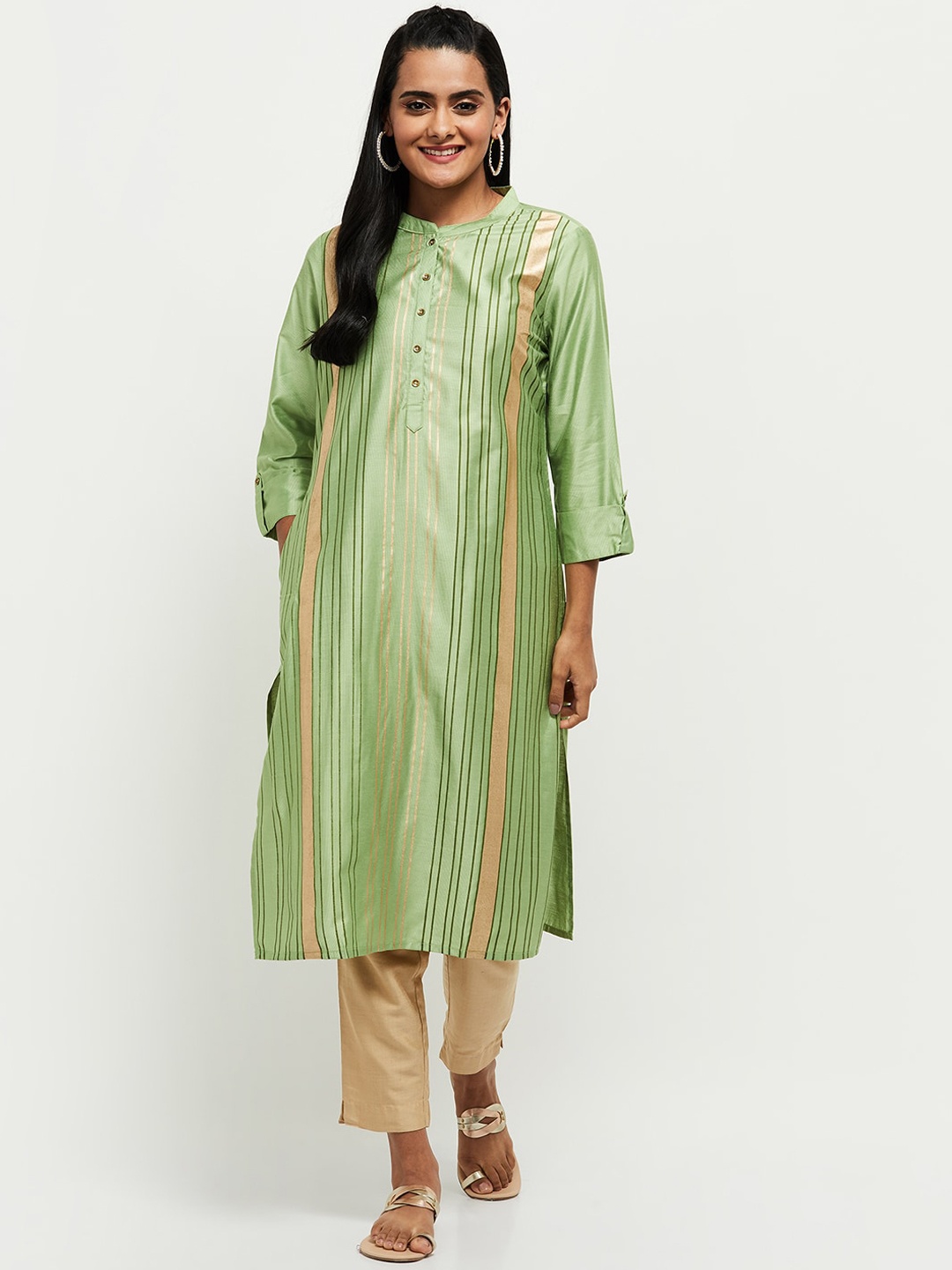 

max Women Green & Gold-Toned Striped Straight Kurta