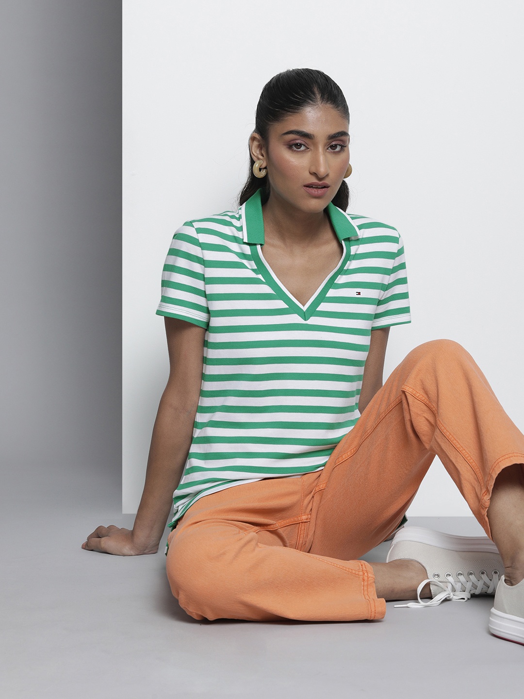 

Tommy Hilfiger Women Green & White Striped Polo Collar T-shirt