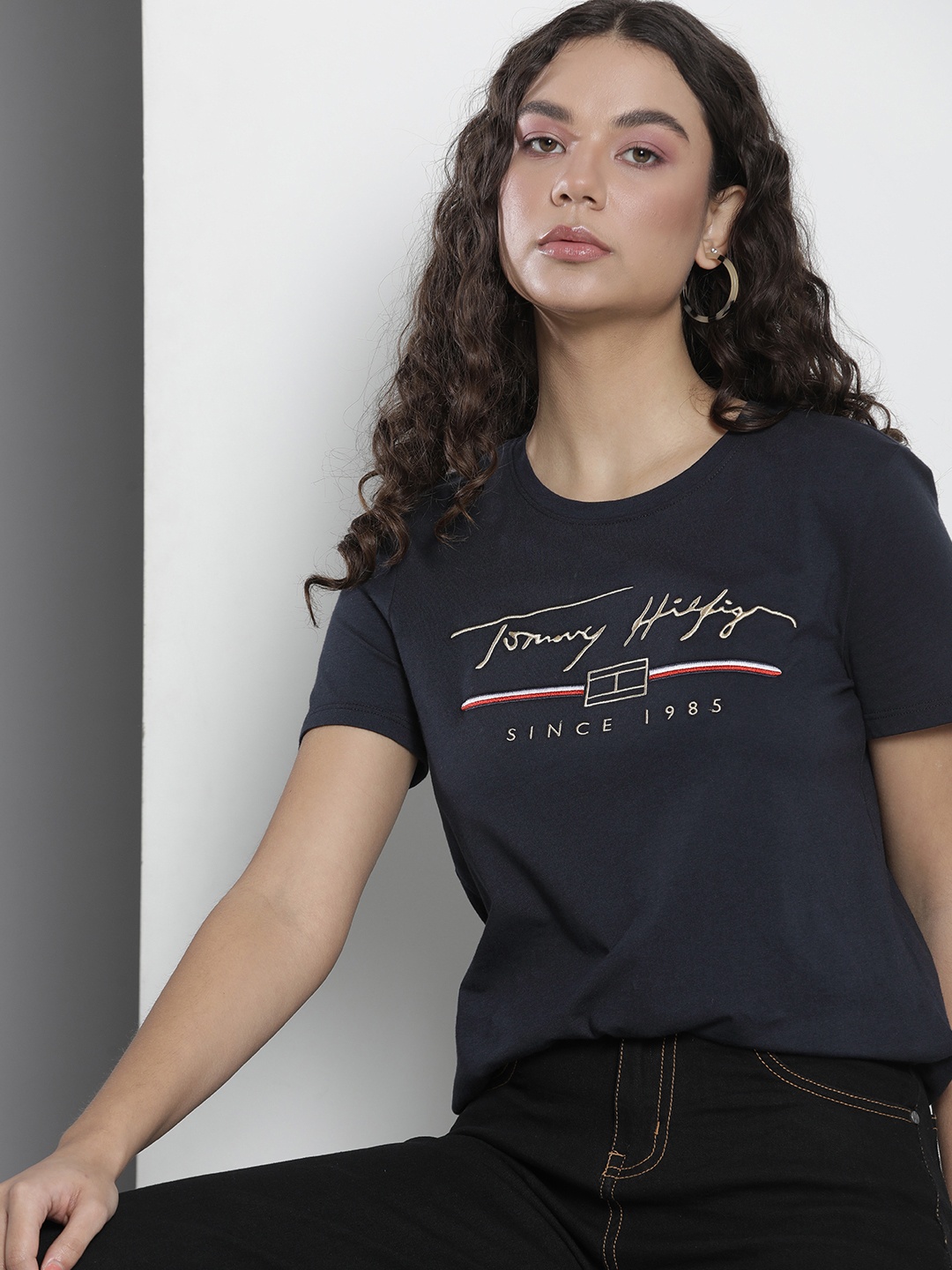

Tommy Hilfiger Women Brand Logo Printed Pure Cotton T-shirt, Navy blue