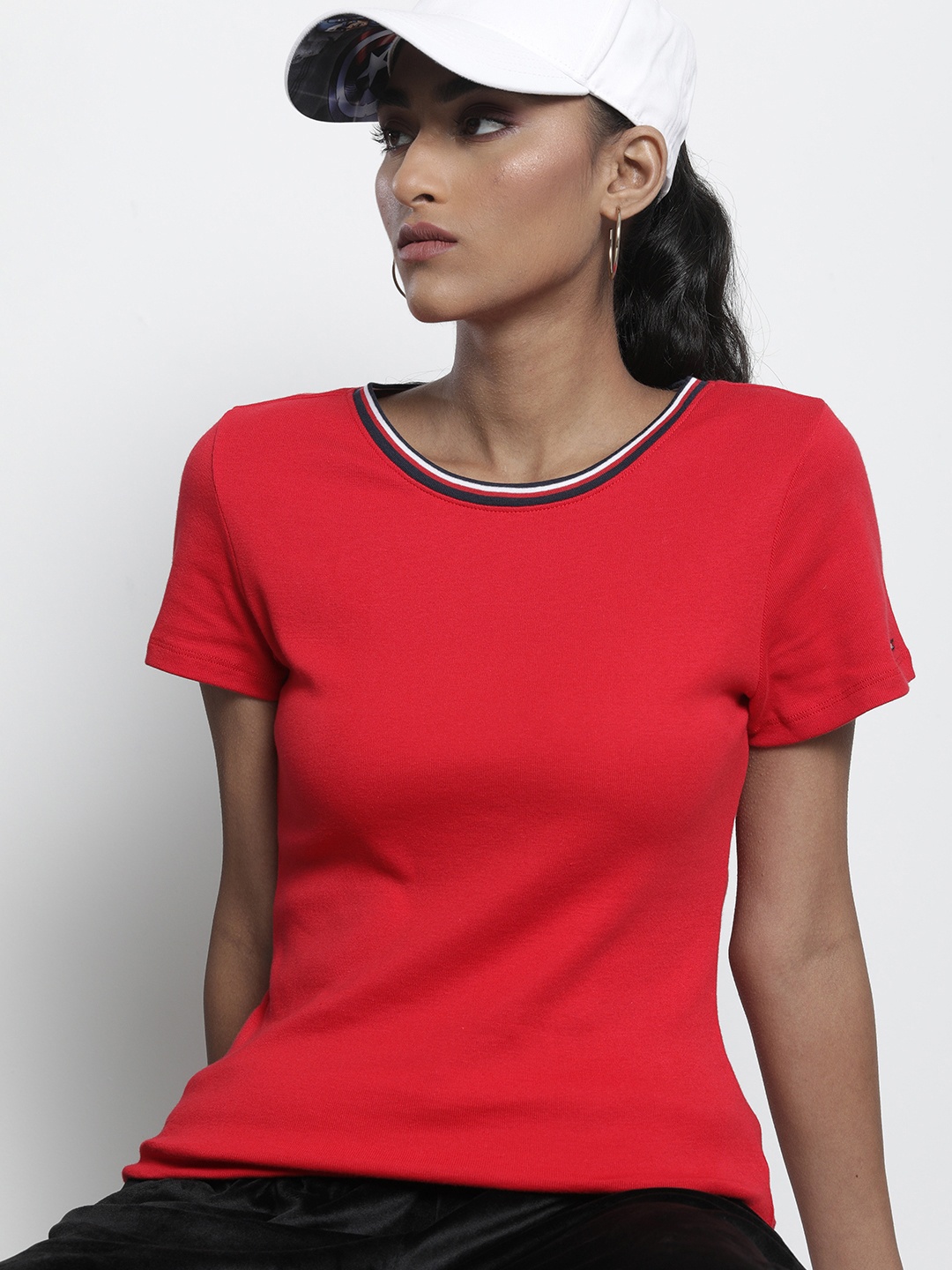 

Tommy Hilfiger Women Red Solid Pure Cotton T-shirt