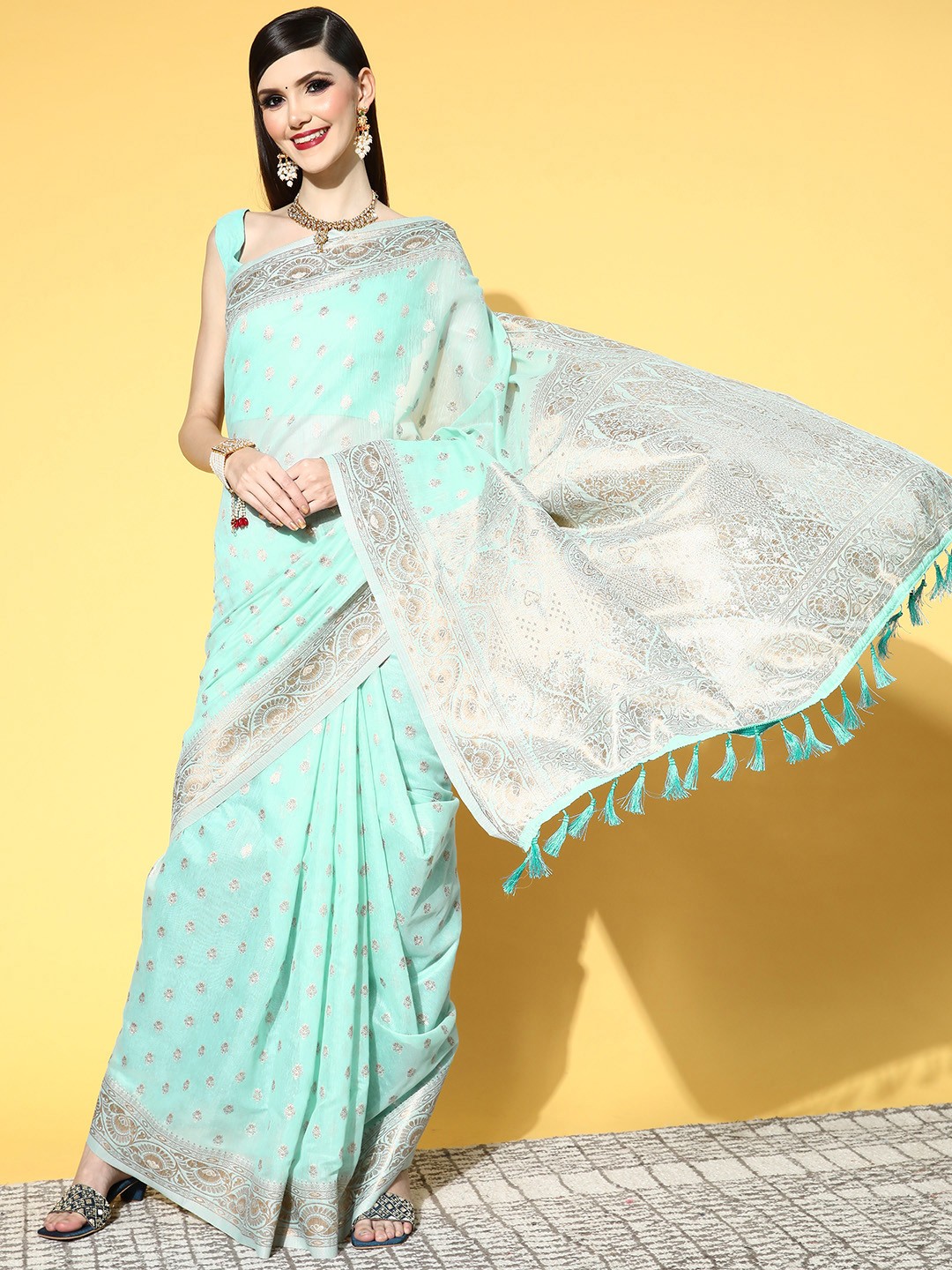 

Saree mall Ethnic Motifs Saree With Woven Design Border, Turquoise blue