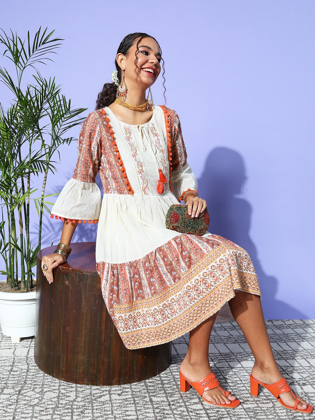 

ZOLA Brown & White Ethnic Motifs Tie-Up Neck Ethnic A-Line Dress