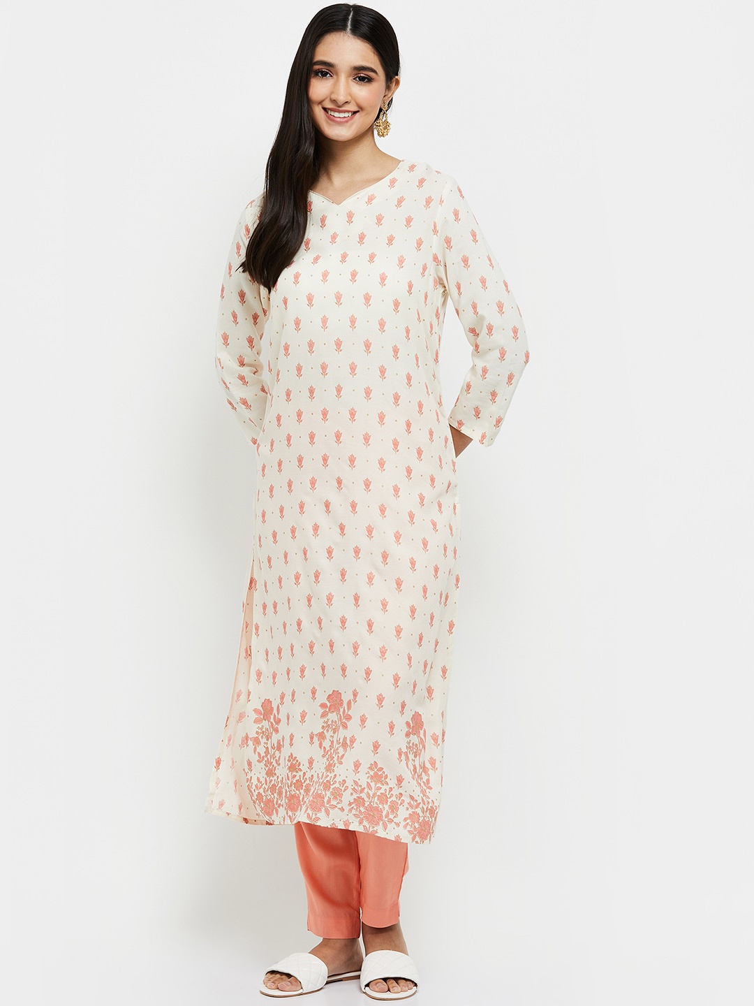 

max Off White Printed Regular Pure Cotton Kurta with Trousers