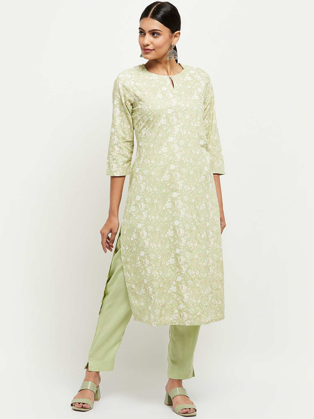 

max Women Green Floral Printed Pure Cotton Kurta with Trousers