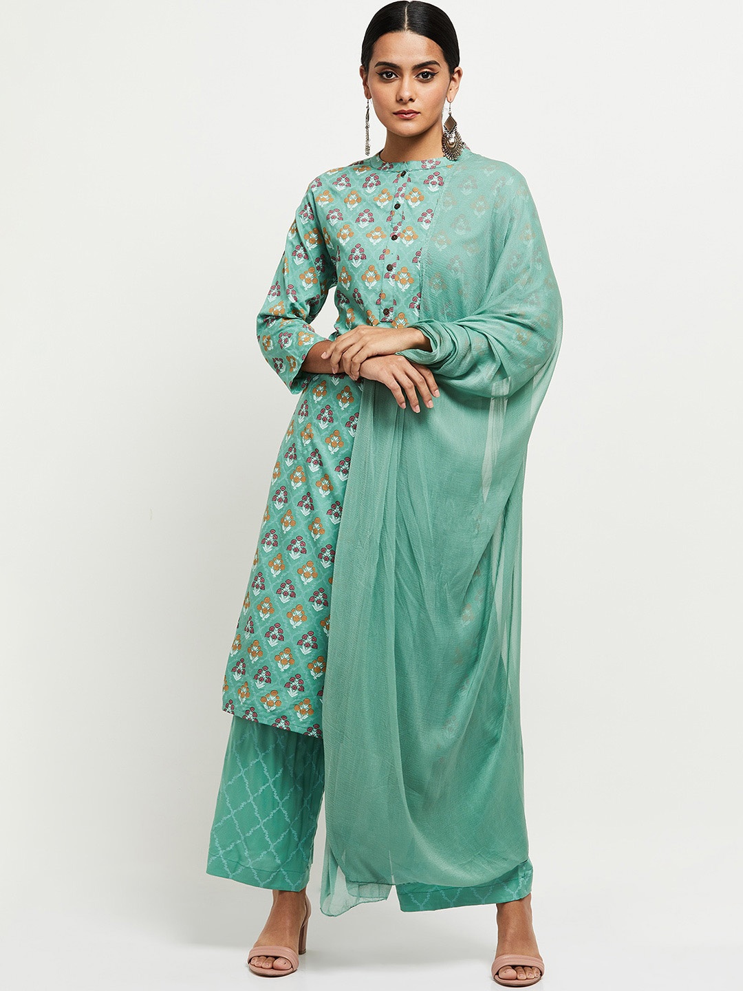 

max Green Floral Printed Kurta with Trousers & Dupatta