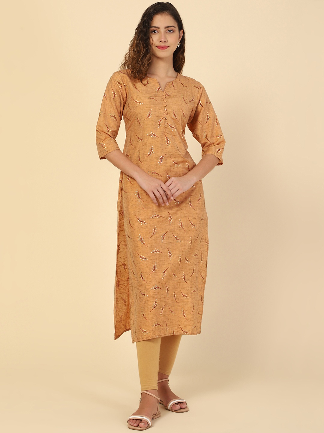 

VAIRAGEE Women Mustard Yellow Floral Kurta