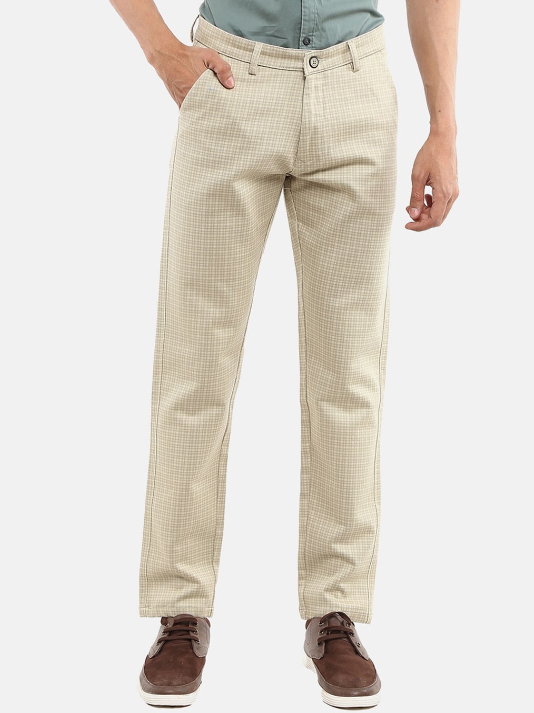 

V-Mart Men Brown Checked Slim Fit Easy Wash Cotton Chinos Trousers