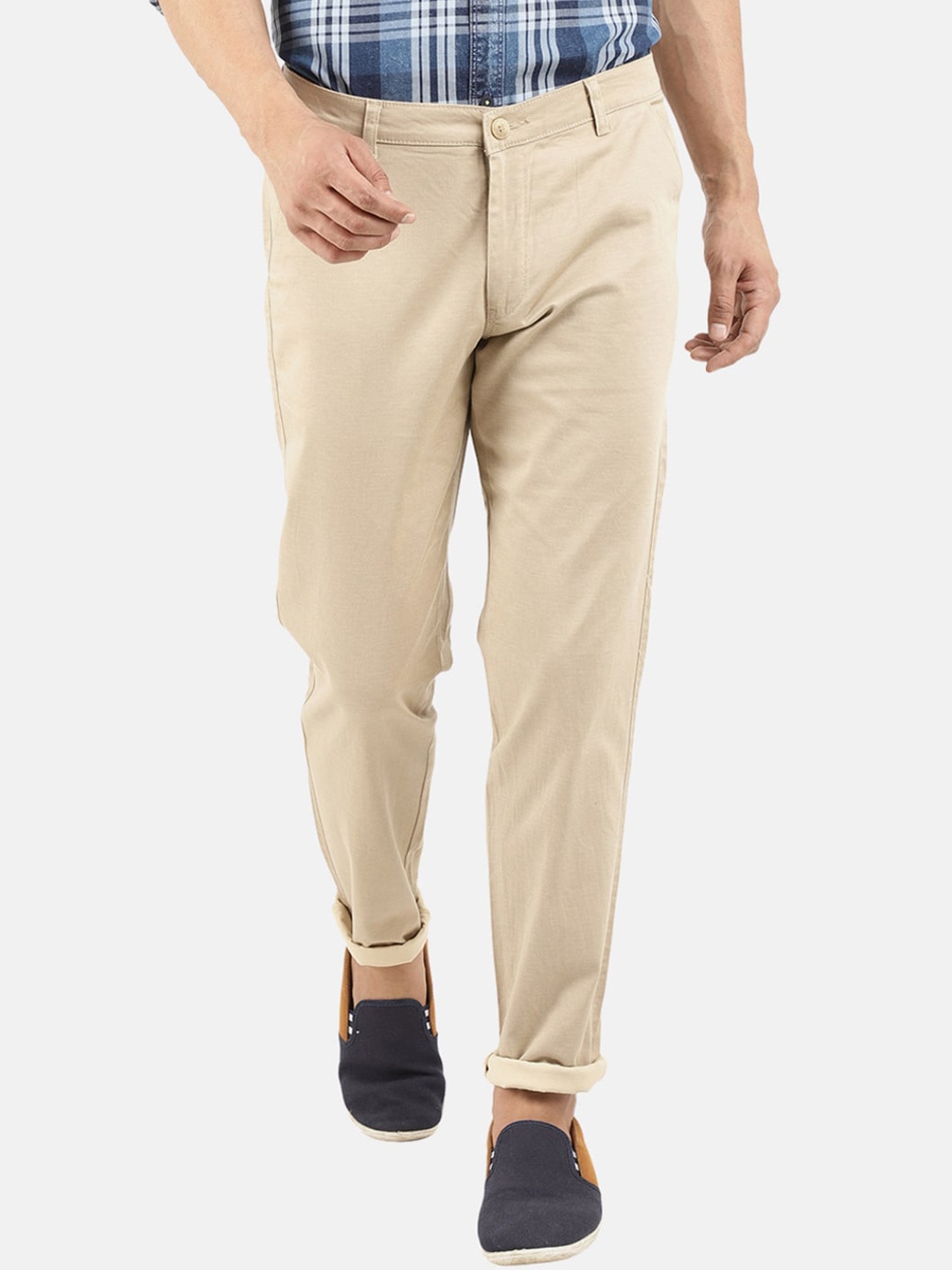 

V-Mart Men Brown Slim Fit Easy Wash Chinos Trousers