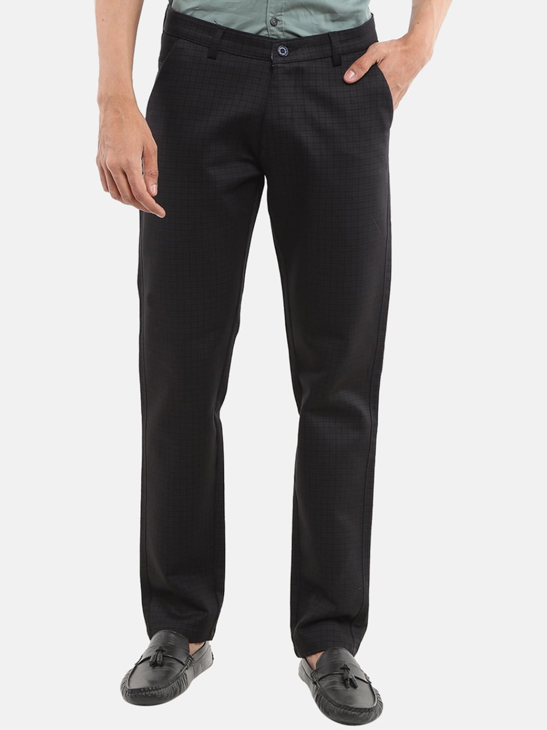 

V-Mart Men Black Checked Slim Fit Easy Wash Chinos Trousers