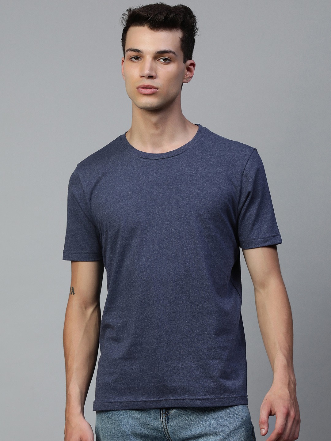 

Huetrap Men Navy Blue Melange Round Neck Short Sleeves T-shirt