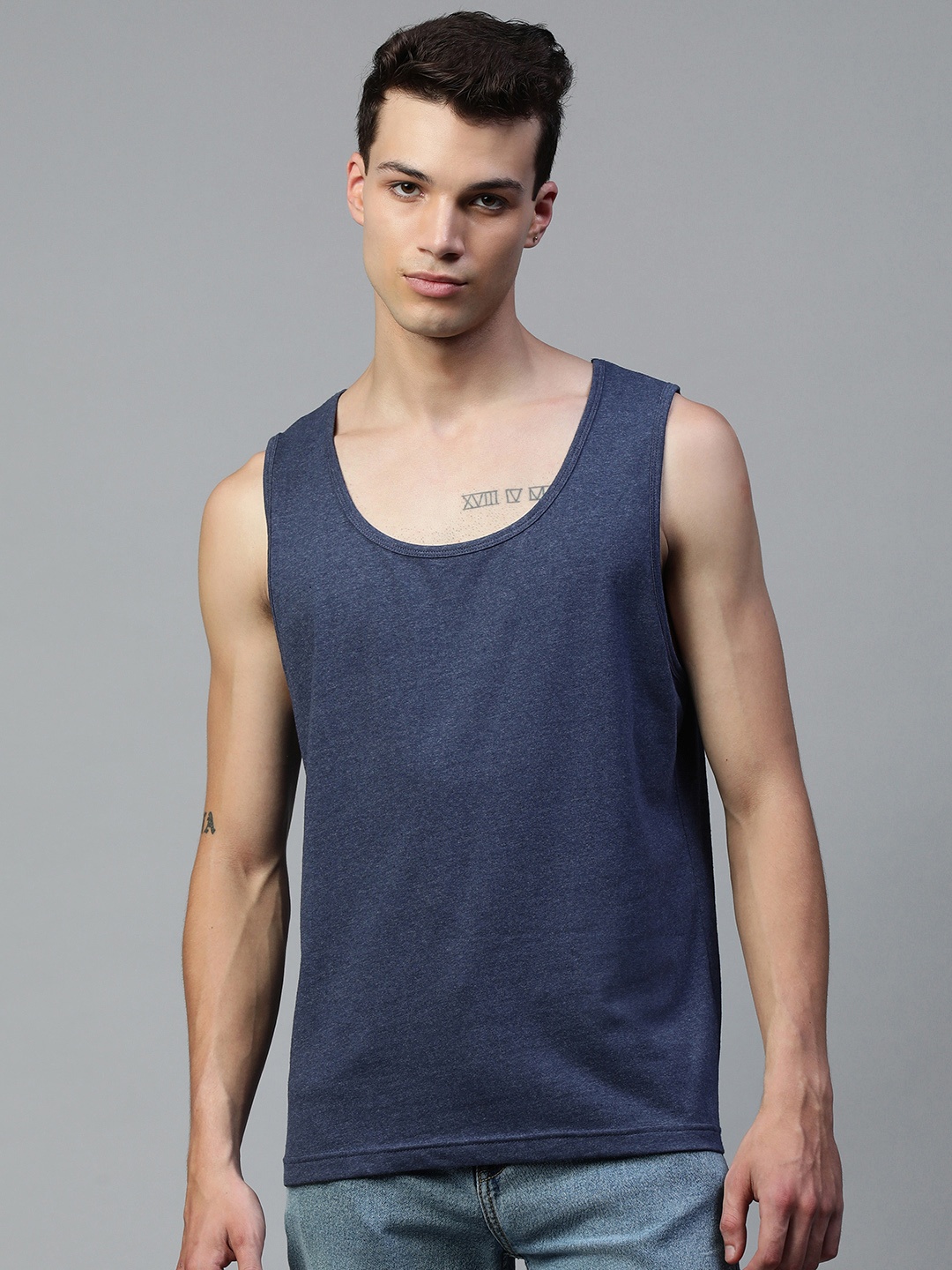

Huetrap Men Navy Blue Melange Solid Round Neck Sleeveless T-shirt