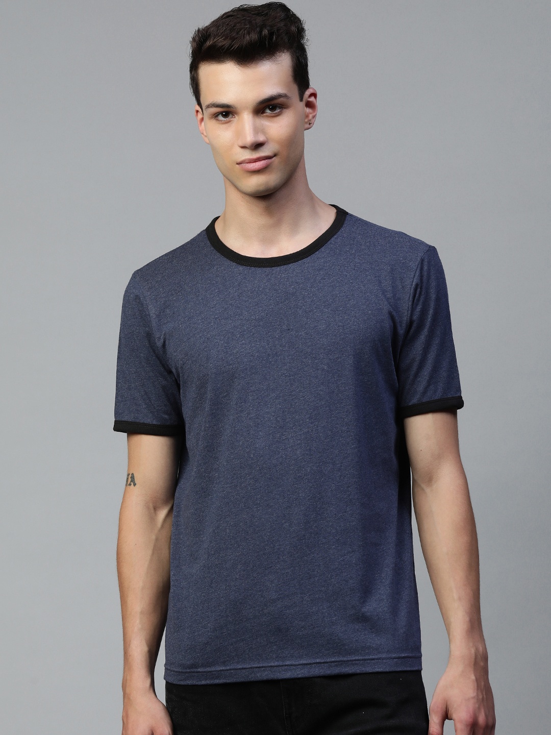 

Huetrap Men Navy Blue Melange Round Neck Short Sleeves T-shirt