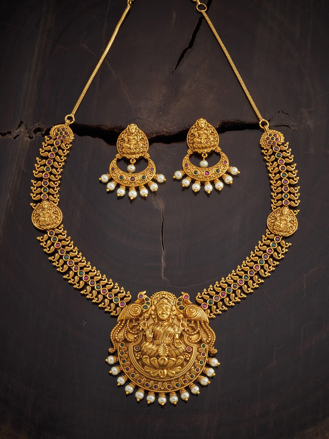 

Kushal's Fashion Jewellery Red & Green Gold-Plated Antique Necklace