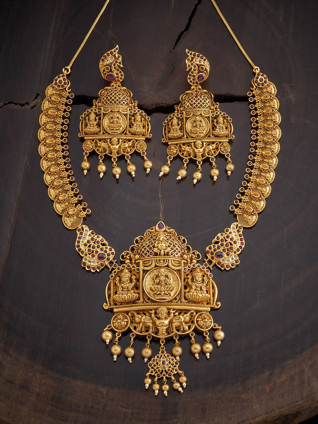 

Kushal's Fashion Jewellery Red Gold-Plated Antique Necklace
