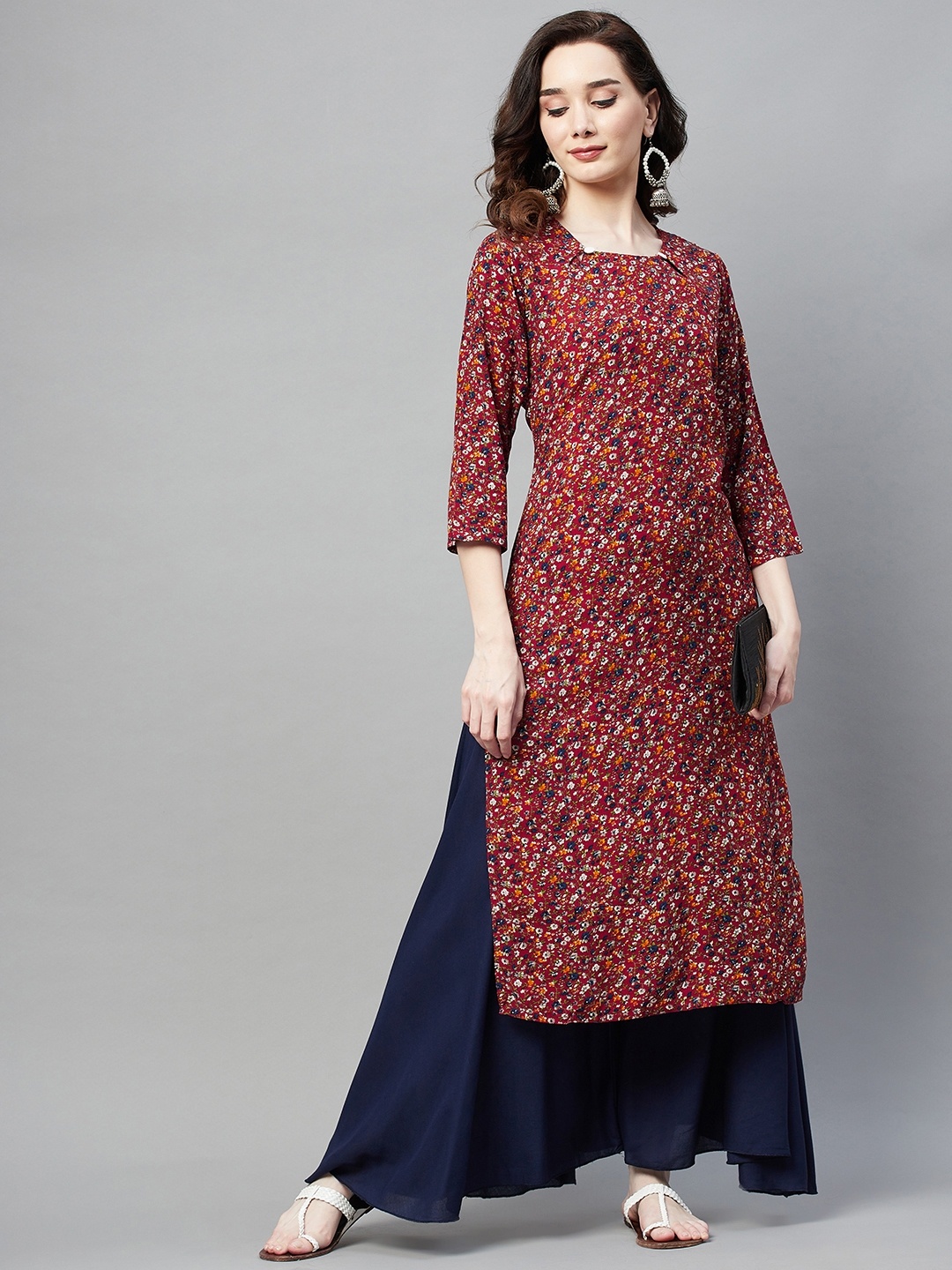 

Aarika Women Maroon & Blue Floral Print Cotton Straight Kurta