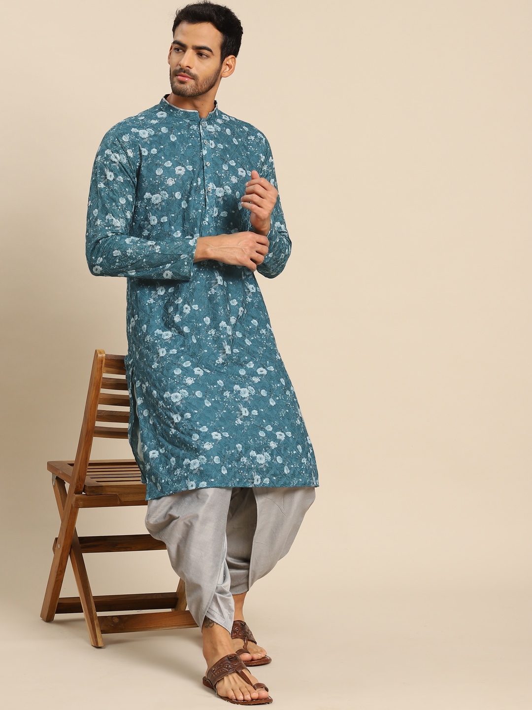 

KISAH Men Printed Textured Regular Fit Thread Work Kurta Dhoti Set, Blue