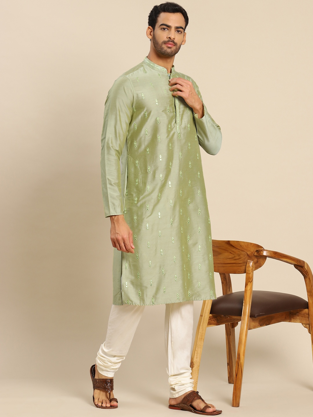 

KISAH Men Green & White Ethnic Motifs Embroidered Mirror Work Kurta with Churidar