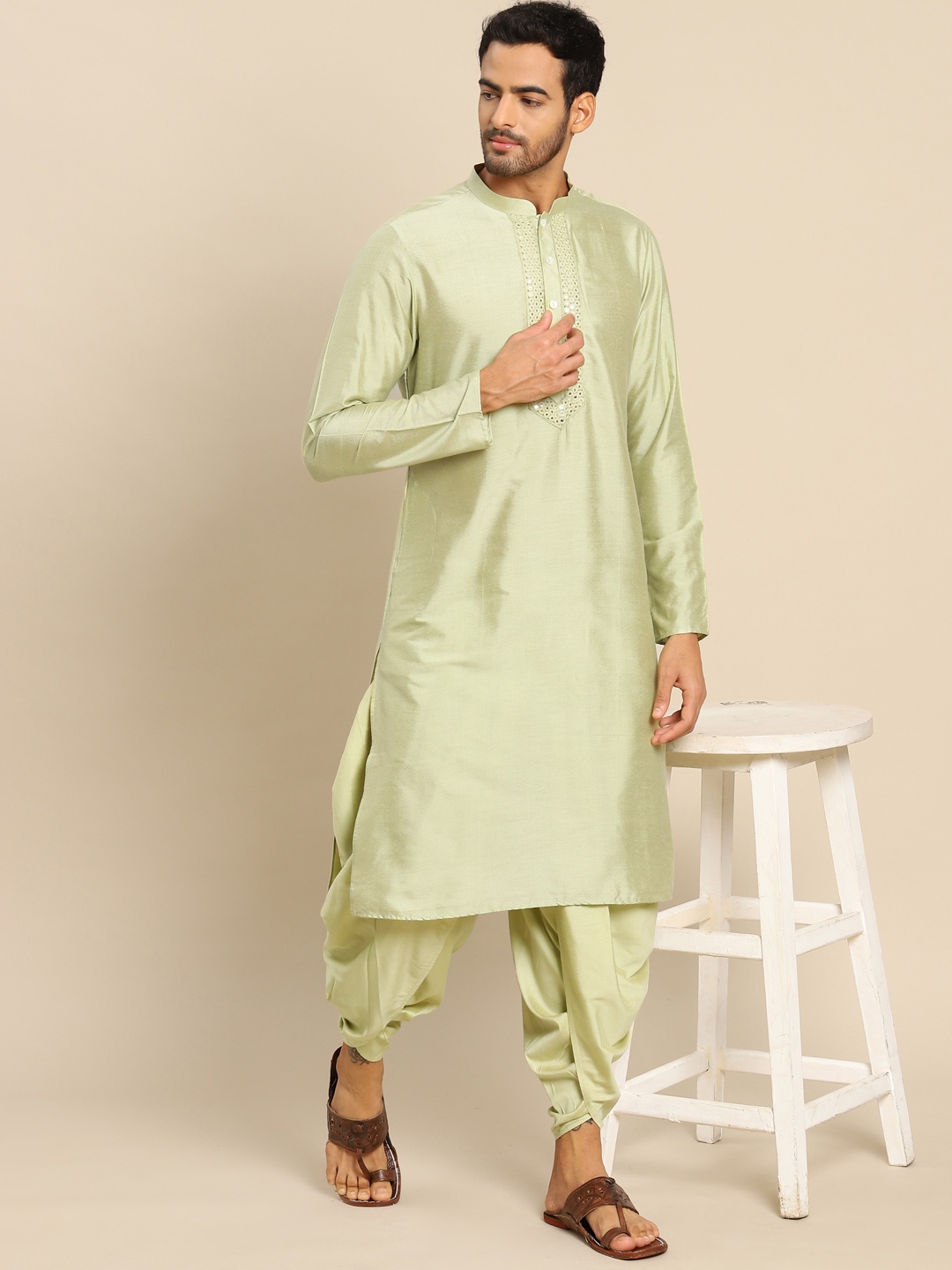 

KISAH Men Green Kurta with Dhoti Pants