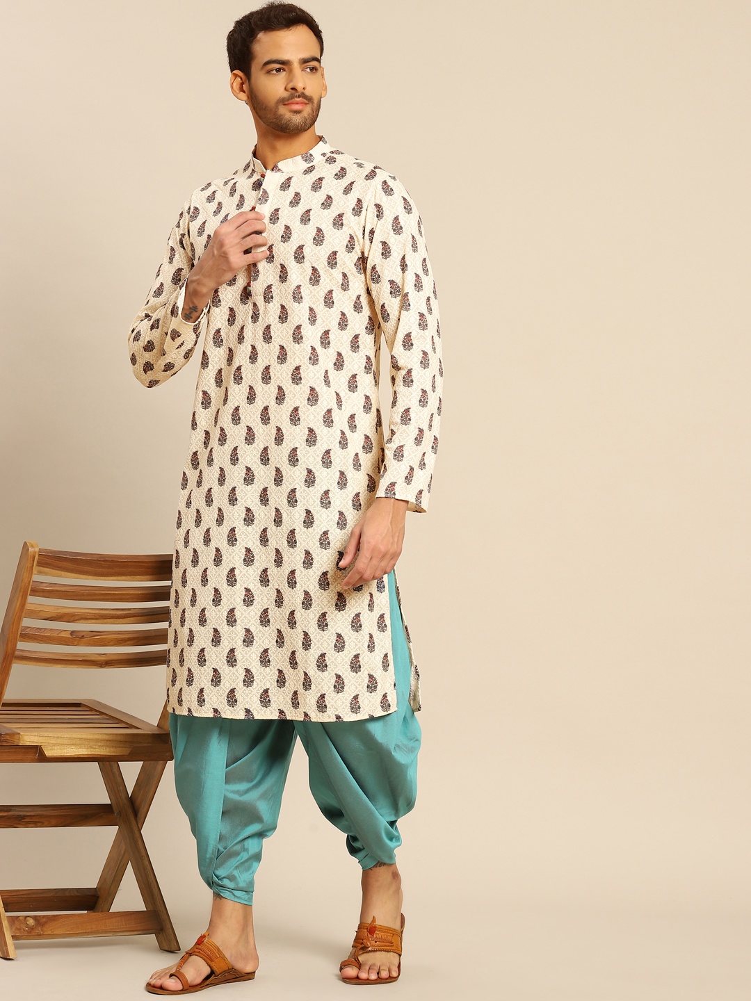 

KISAH Men White & Turquoise Blue Ethnic Motifs Printed Kurta with Dhoti Pants