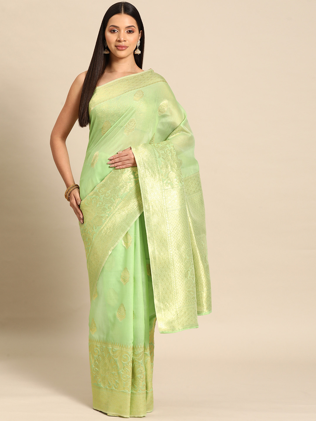 

Silk Land Green & Gold-Toned Woven Design Zari Saree