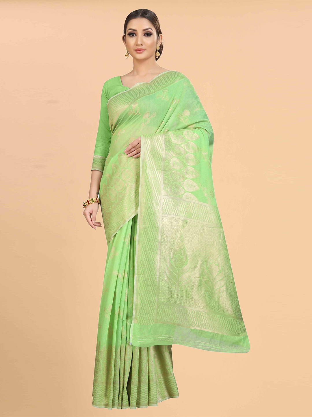 

Silk Land Women Green & Gold-Toned Floral Zari Fusion Saree With Blouse Piece