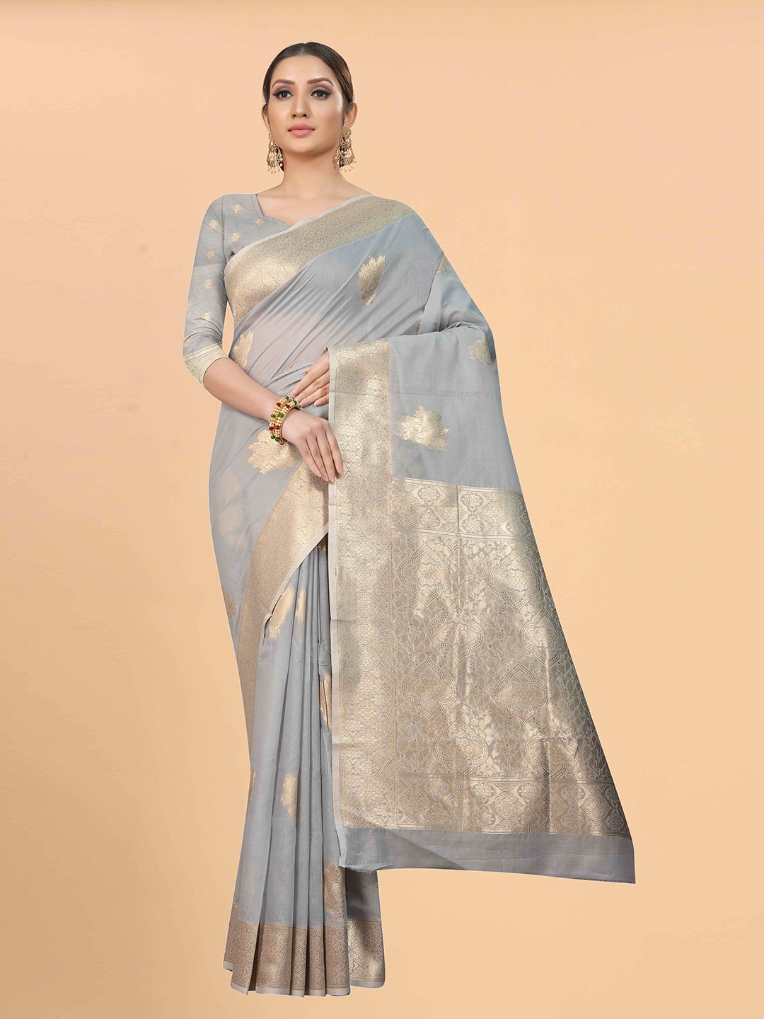 

Silk Land Grey & Gold-Toned Woven Design Zari Saree