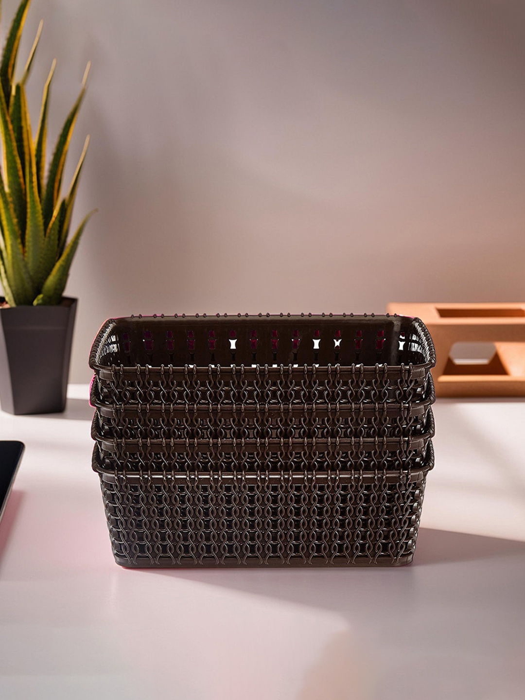 

Kuber Industries Set Of 4 Brown Textured Fruit & Vegetable Basket