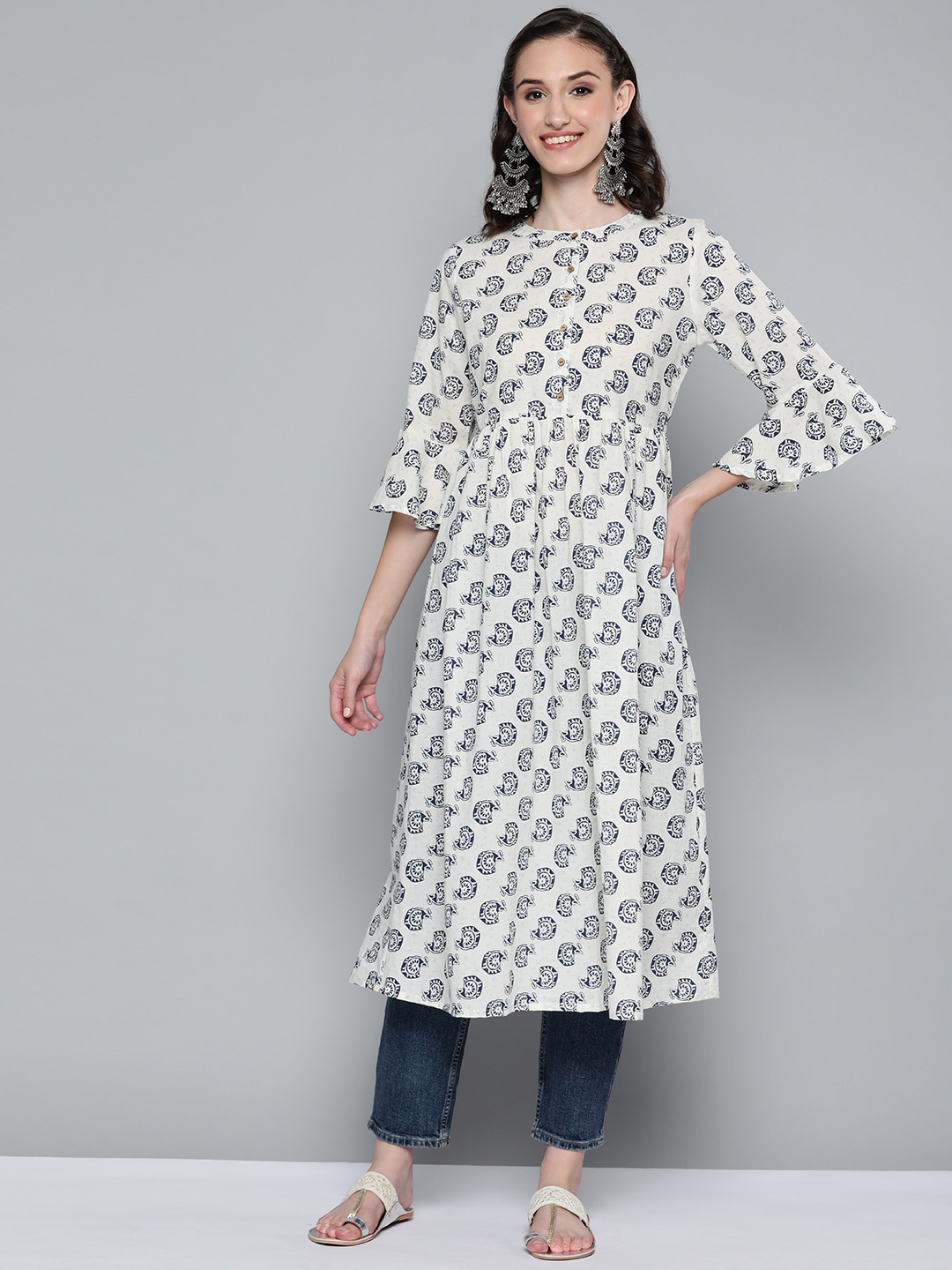 

HERE&NOW Women White & Navy Blue Ethnic Motifs Printed Bell Sleeves Kurta