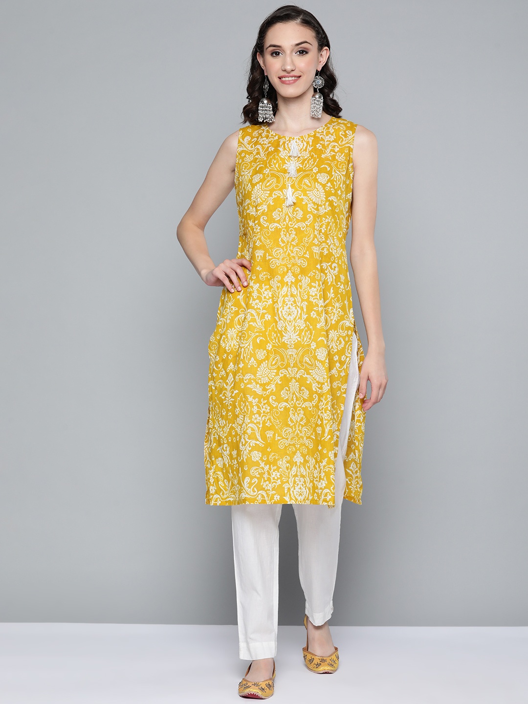 

HERE&NOW Women Yellow & White Ethnic Motifs Printed Kurta