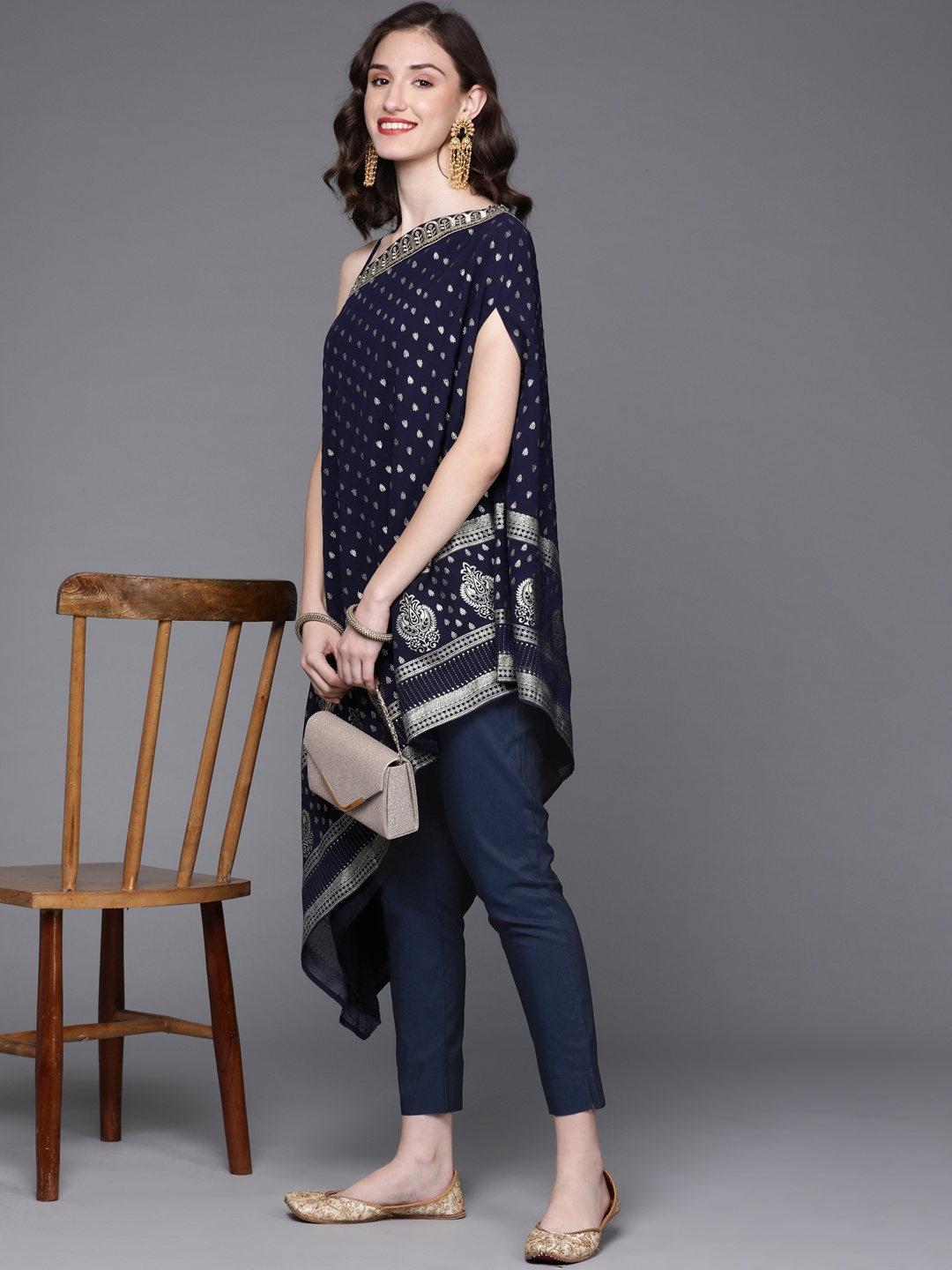 

MASSTANI BY INDDUS Women Navy Blue Ethnic Motifs Printed Kurta with Trousers