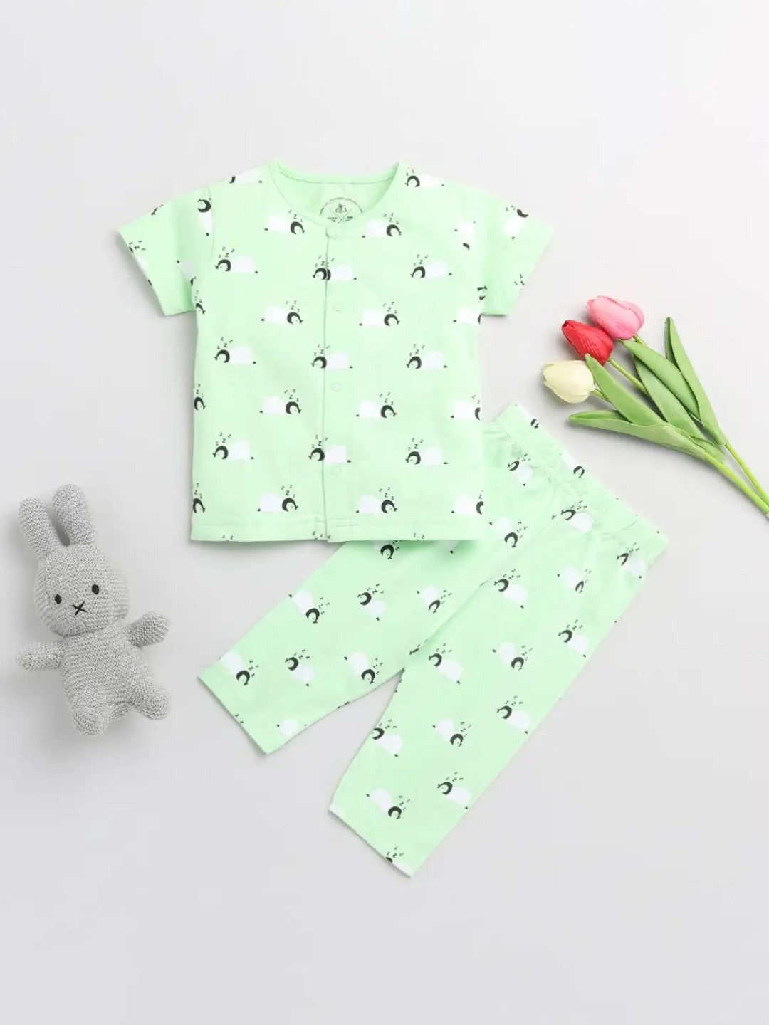 

Clt s Unisex Kids Lime Green Printed Pure Cotton Night suit