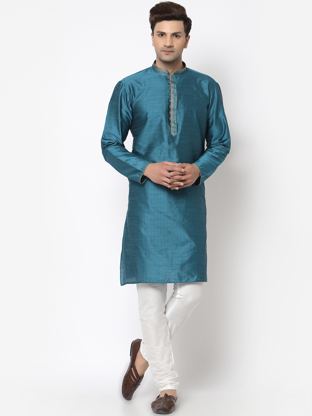 

Chitwan Mohan Men Blue Kurta with Churidar