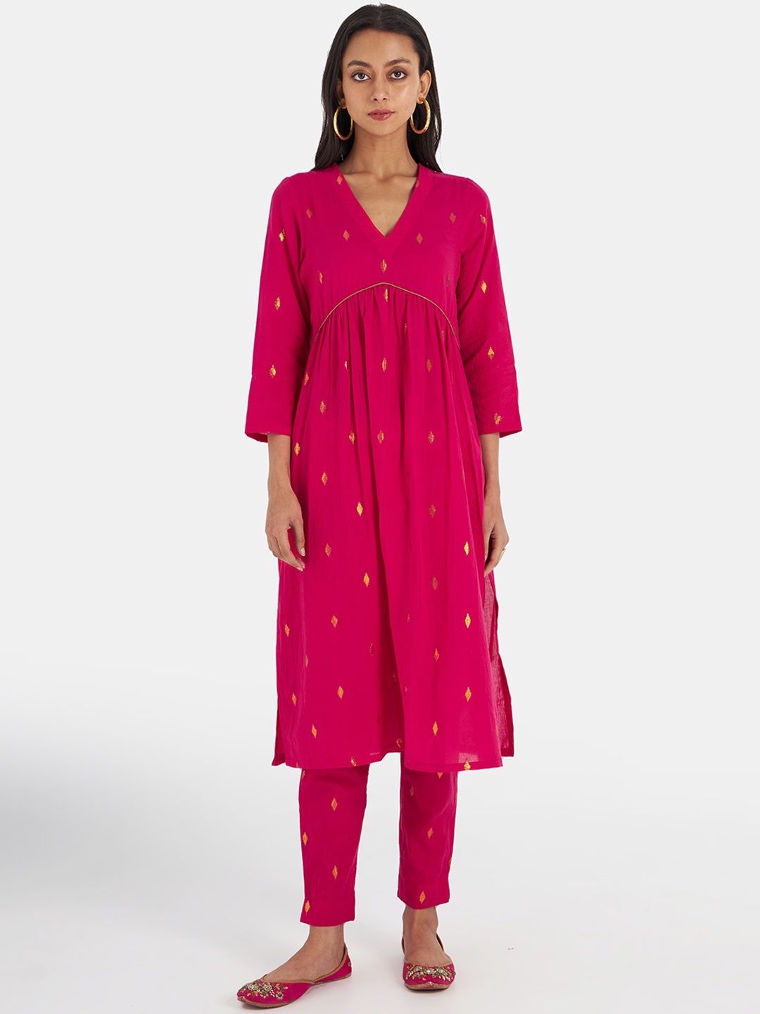 

Suta Women Pink Ethnic Motifs Solid Cotton Blend Kurta Set Without Dupatta