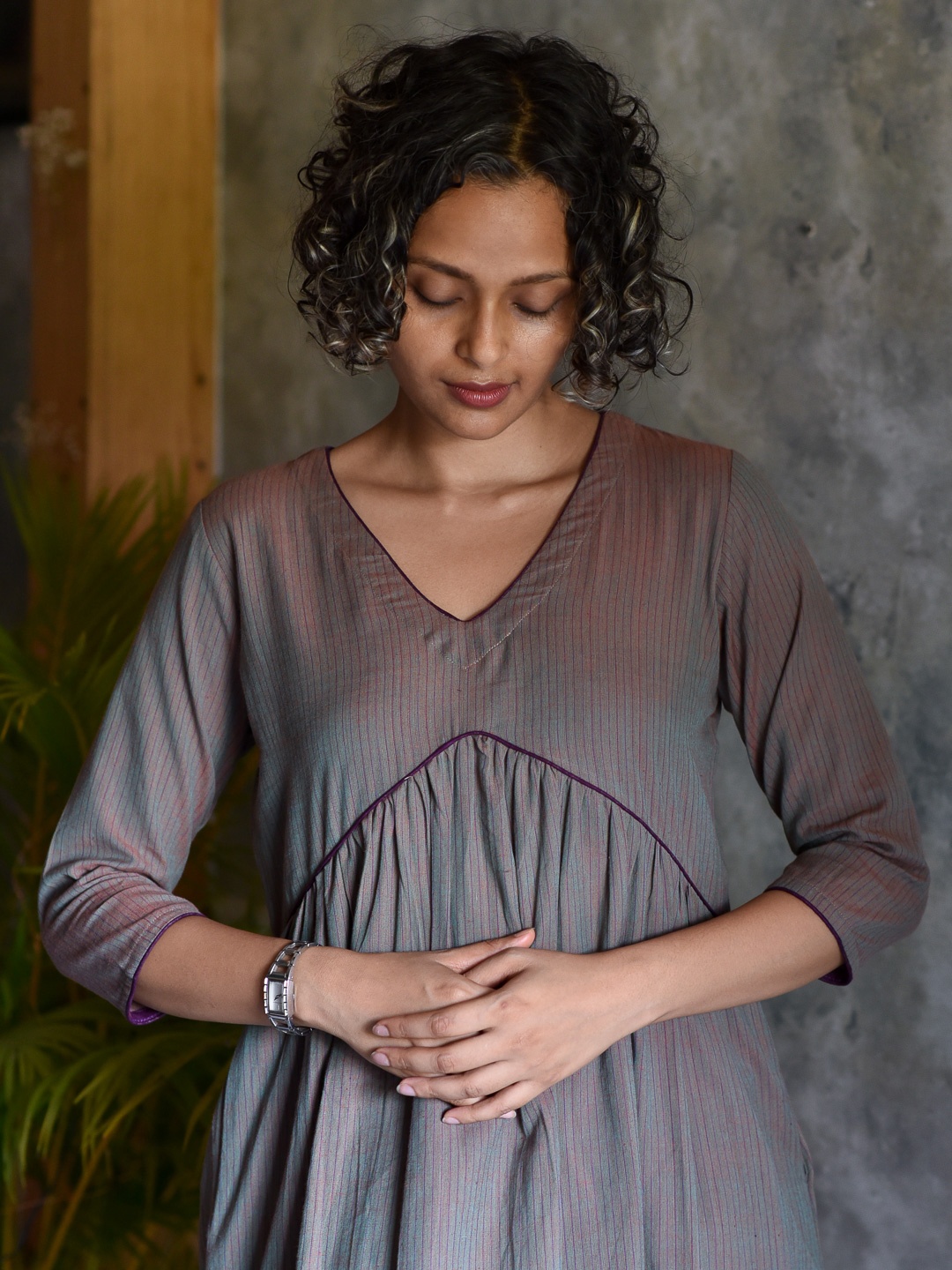 

Suta Grey Striped Pleated Pure Cotton Kurta with Trousers