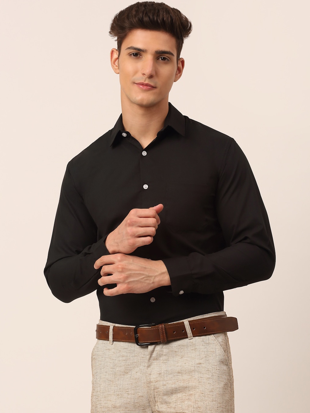 

JAINISH Men Black Standard Pure Cotton Formal Shirt
