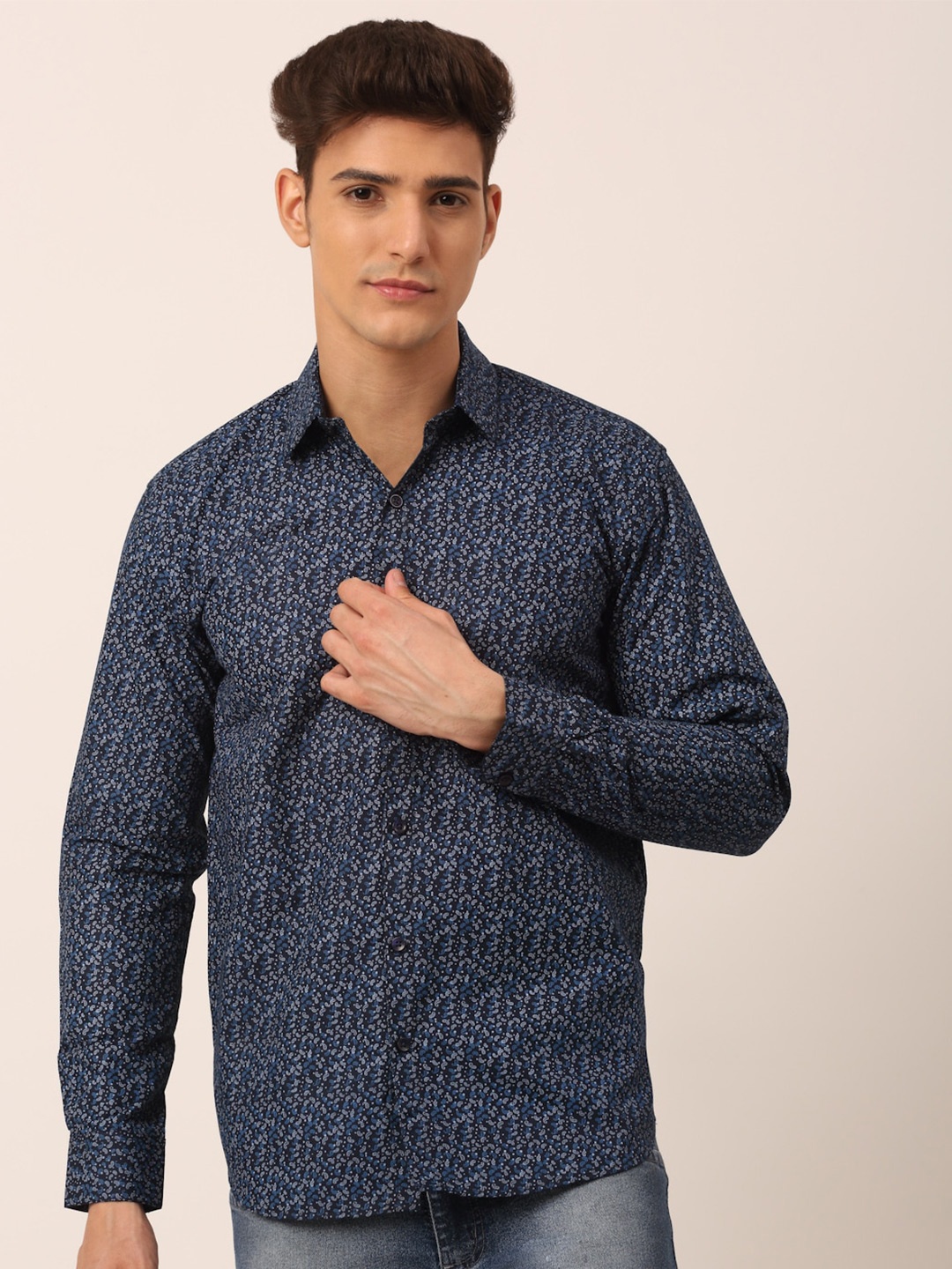 

JAINISH Men Navy Blue Standard Printed Casual Shirt