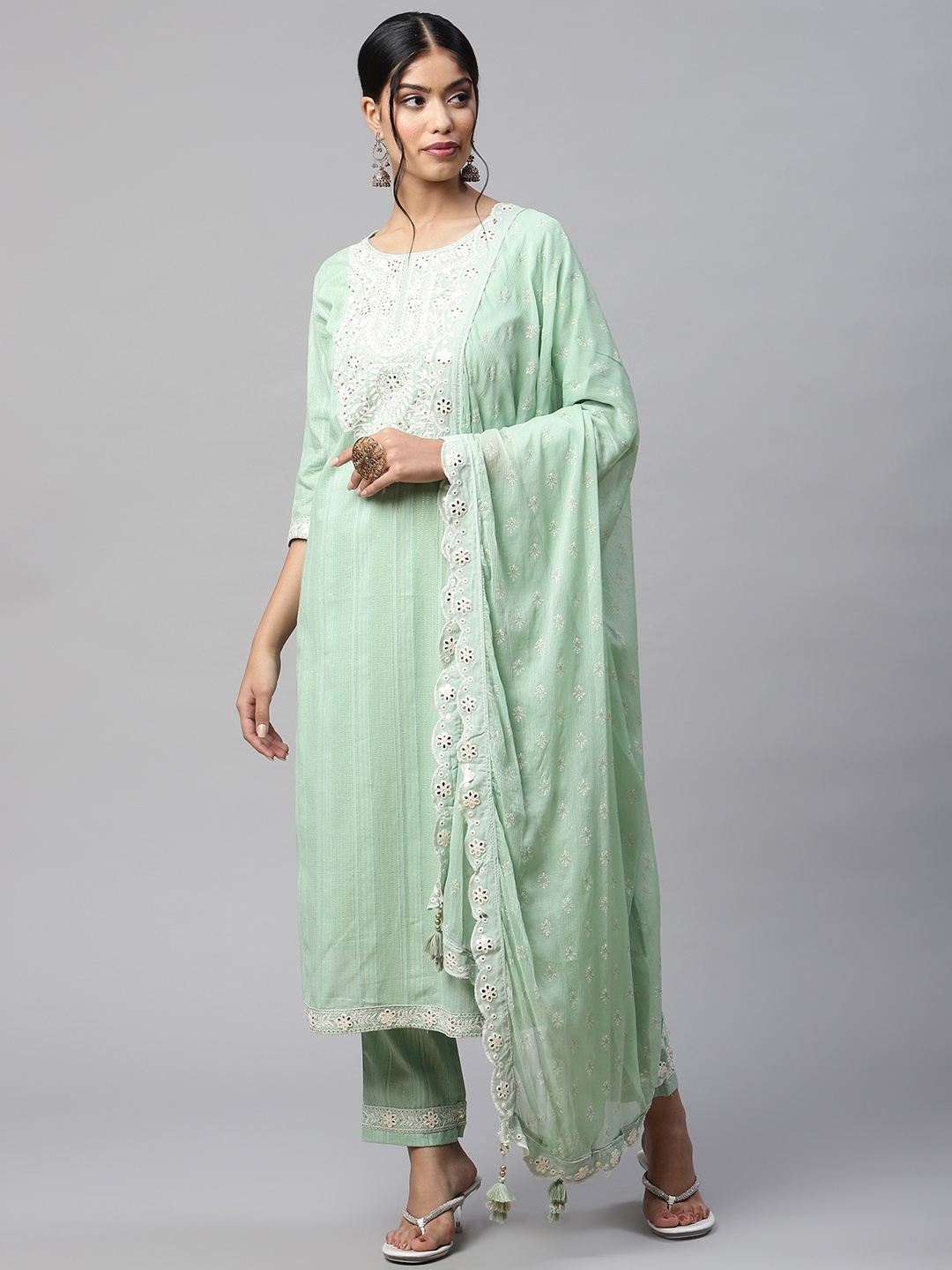 

Readiprint Fashions Women Green Floral Embroidered Cotton Kurta with Palazzos & Dupatta