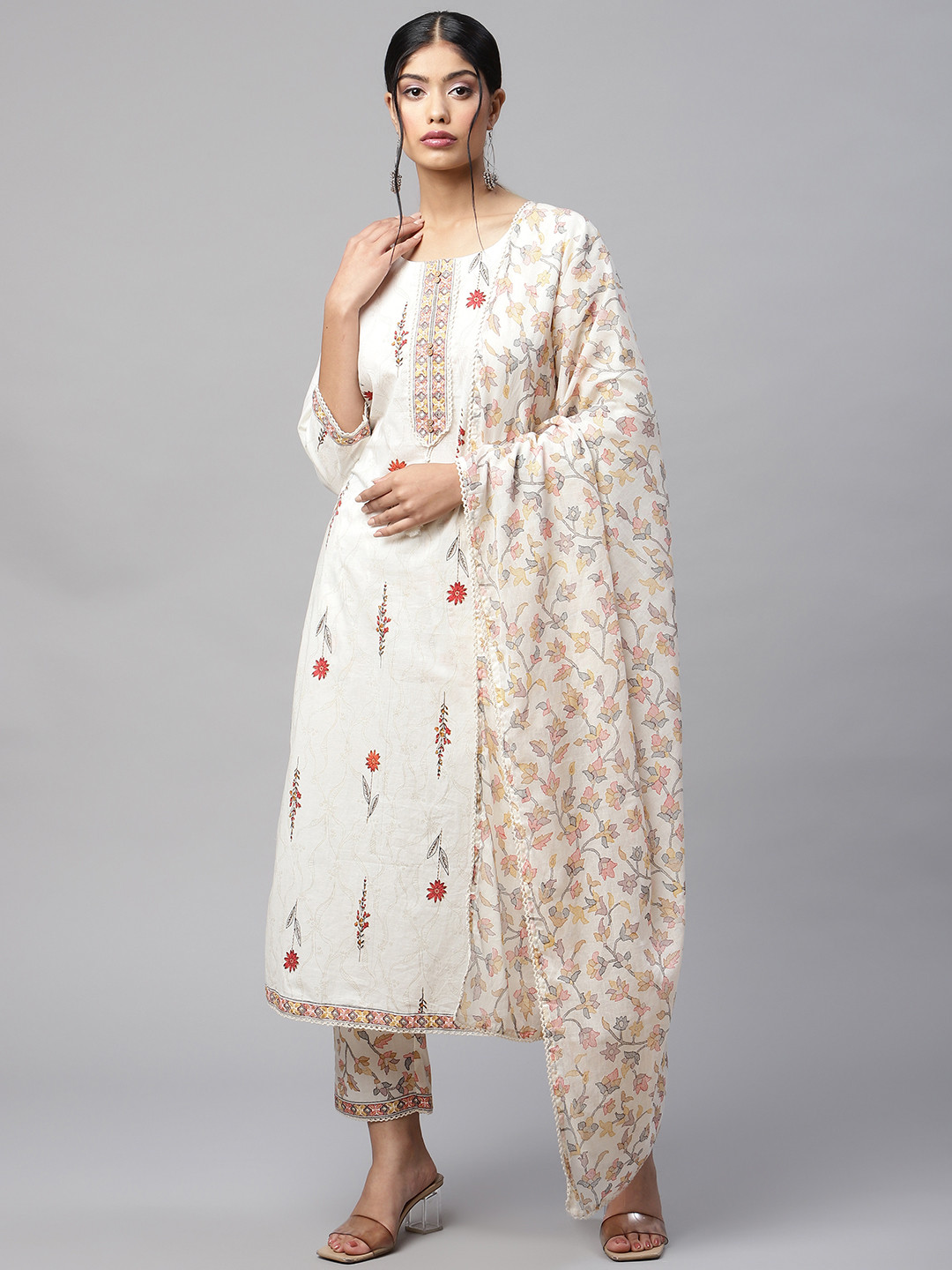 

Readiprint Fashions Women Cream-Coloured ScreenPrint Cotton Straight Kurta Palazzo Dupatta