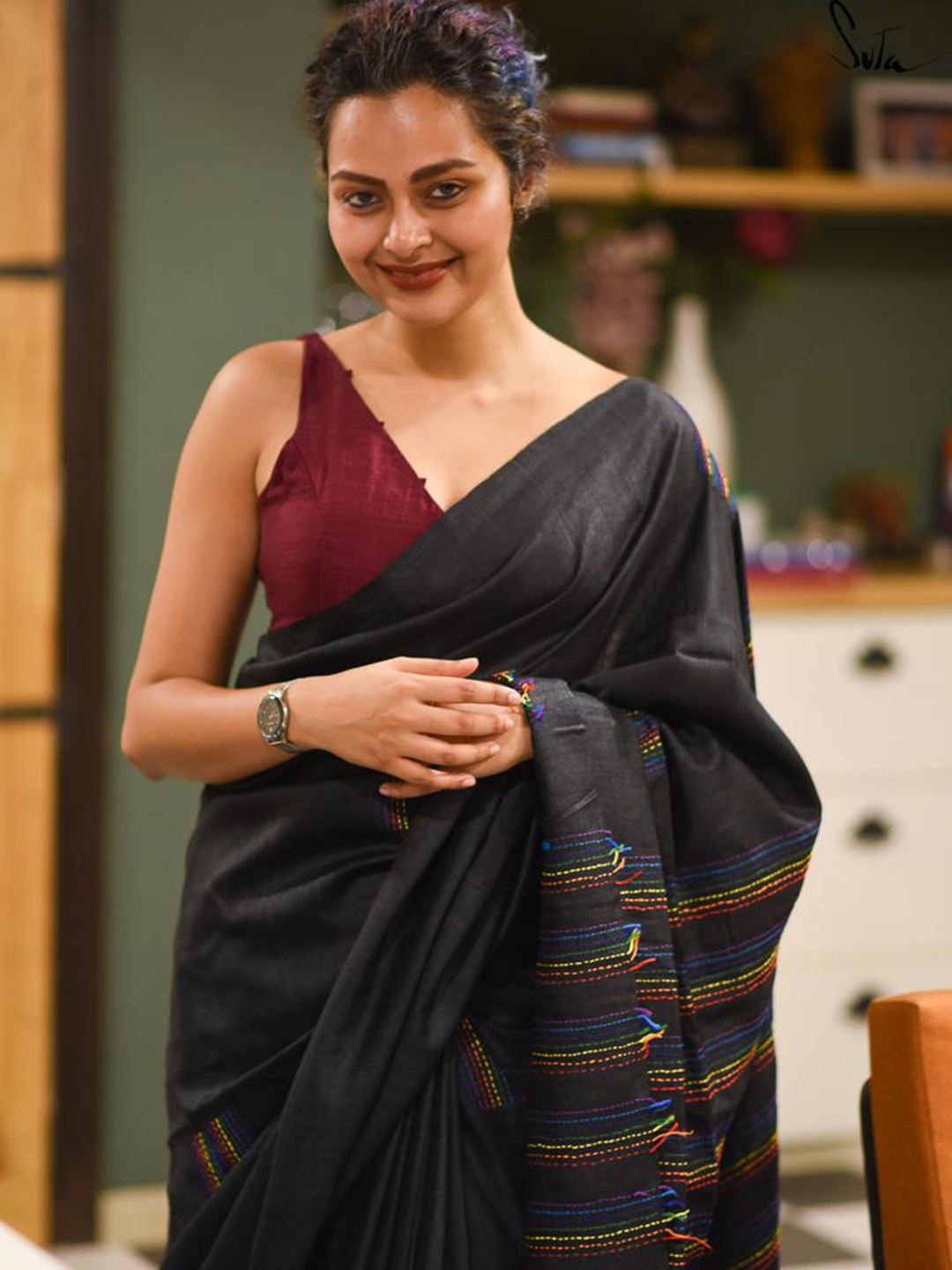 

Suta Women Maroon Solid Saree Blouse