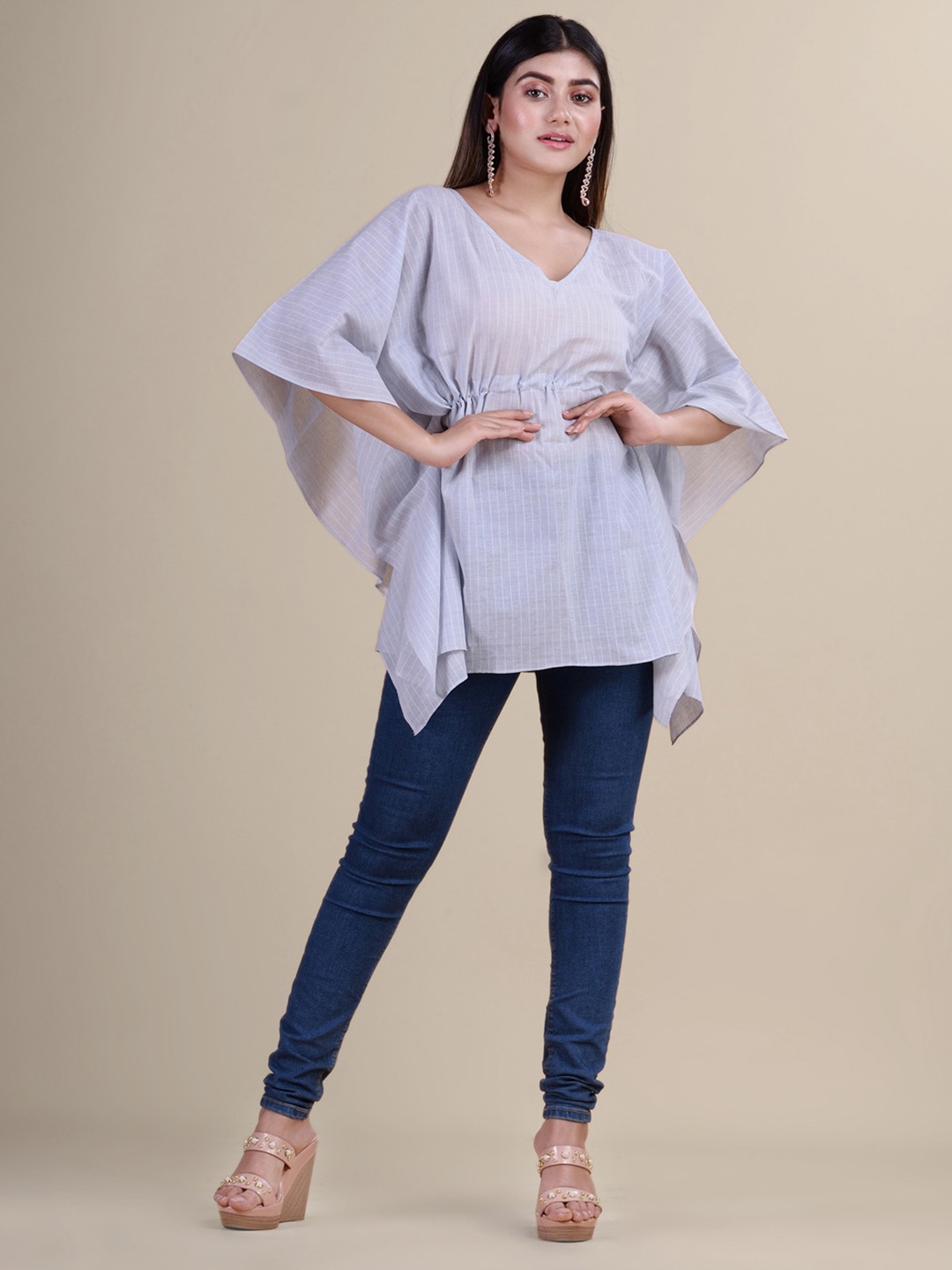 

Laa Calcutta Women White & Blue Striped Kaftan Tunic