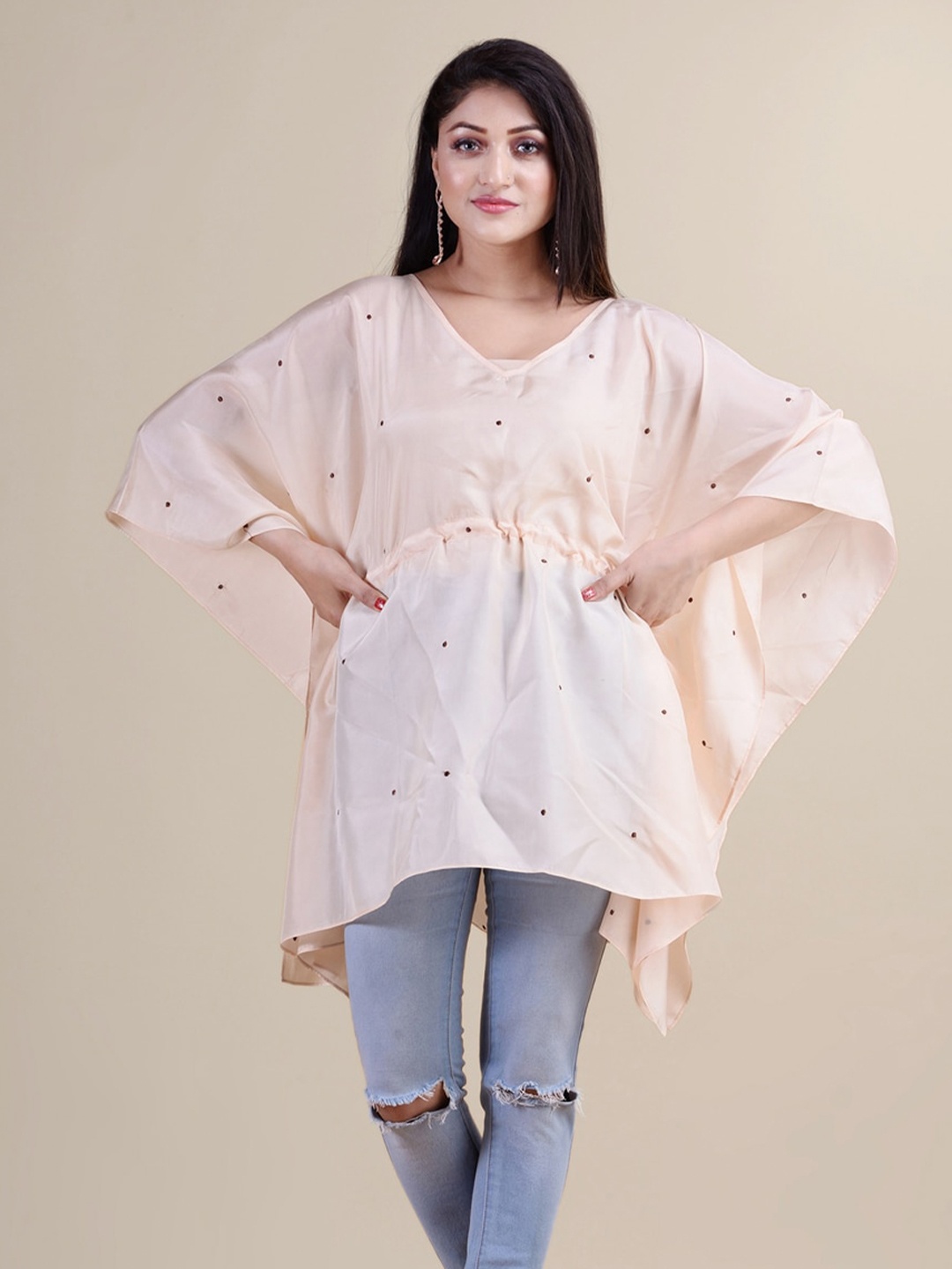 

Laa Calcutta Women Off White Embroidered Kaftan Tunic